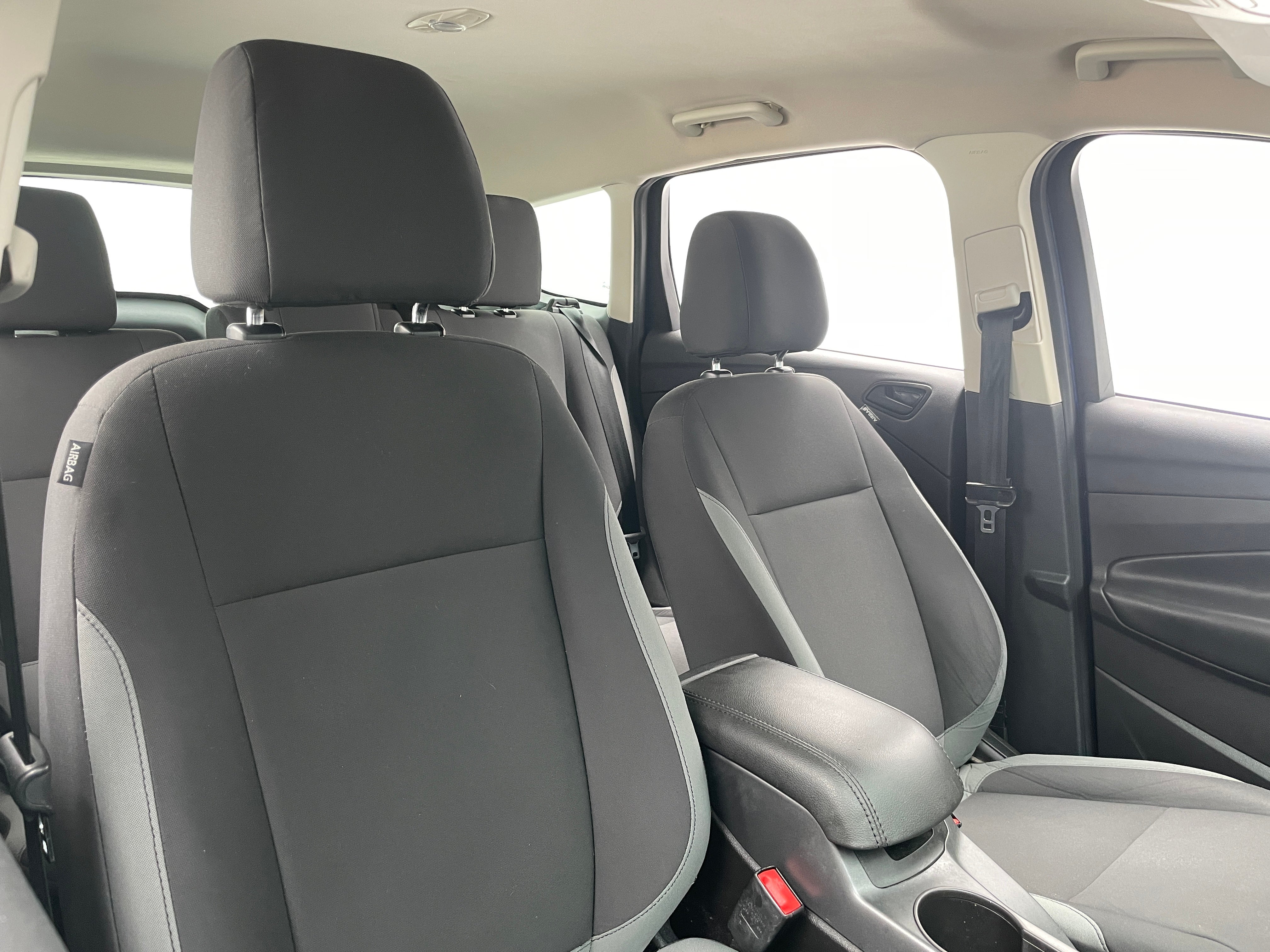 2016 Ford Escape S 2