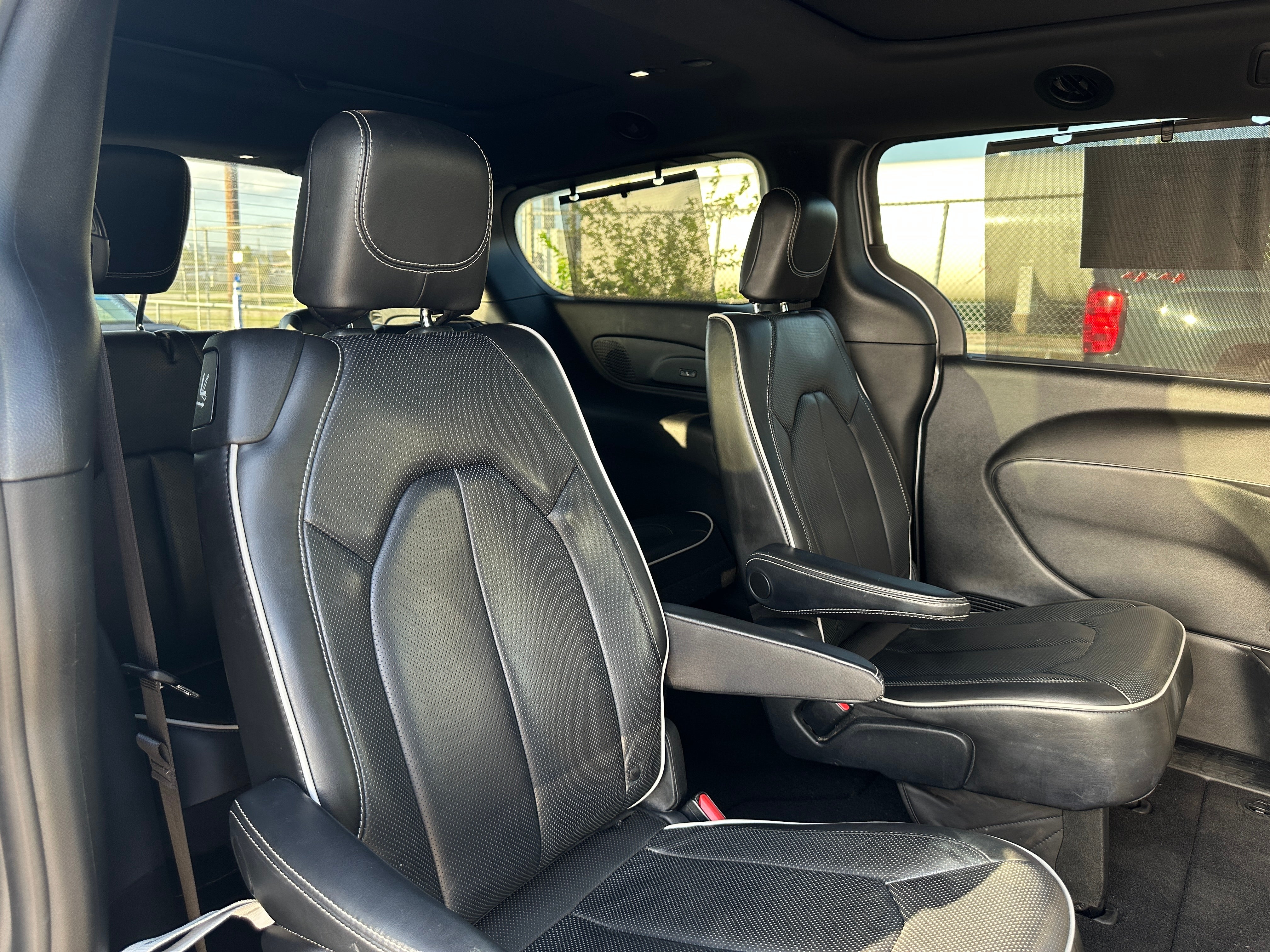 2019 Chrysler Pacifica Limited 5