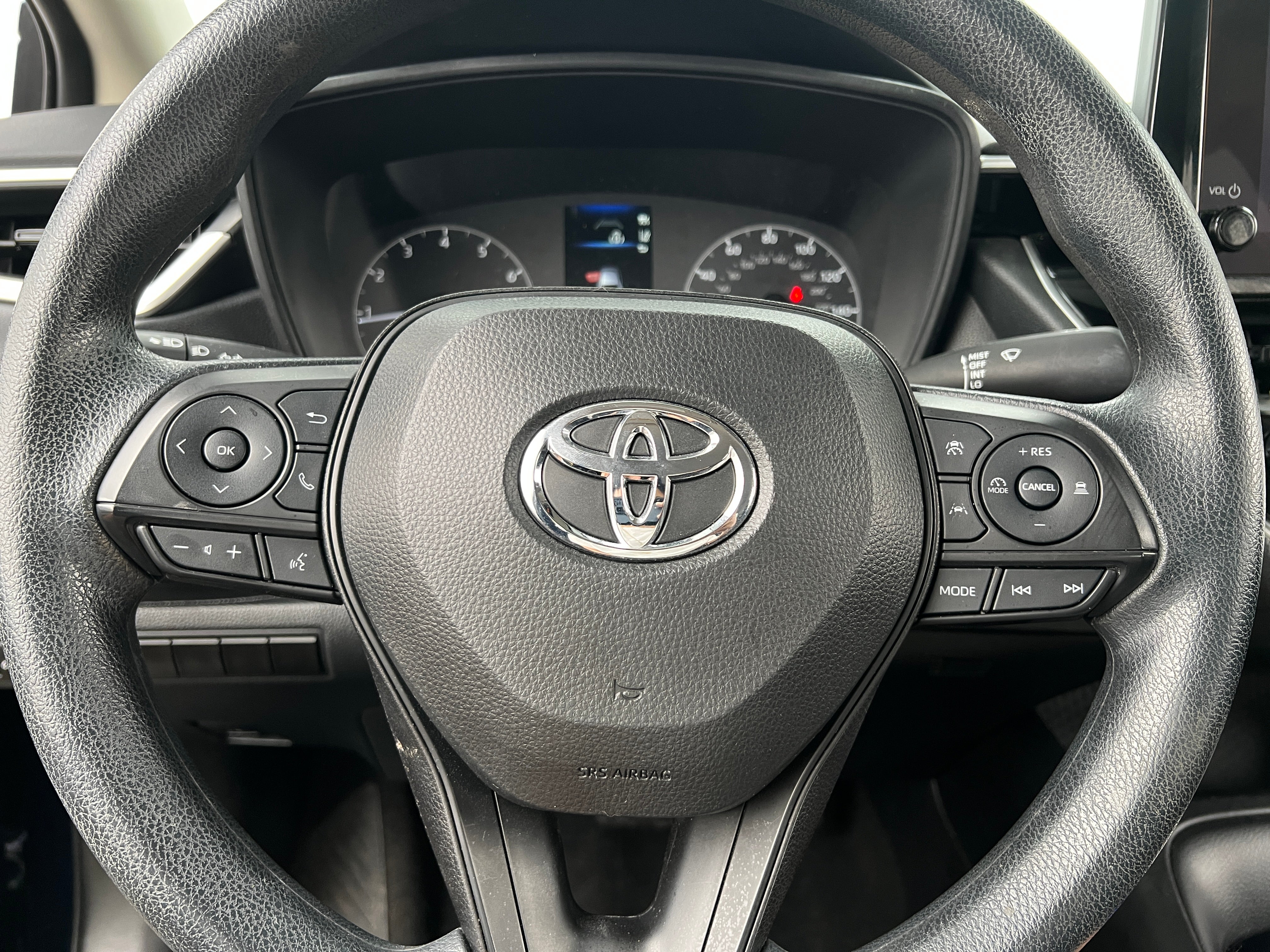 2023 Toyota Corolla LE 5