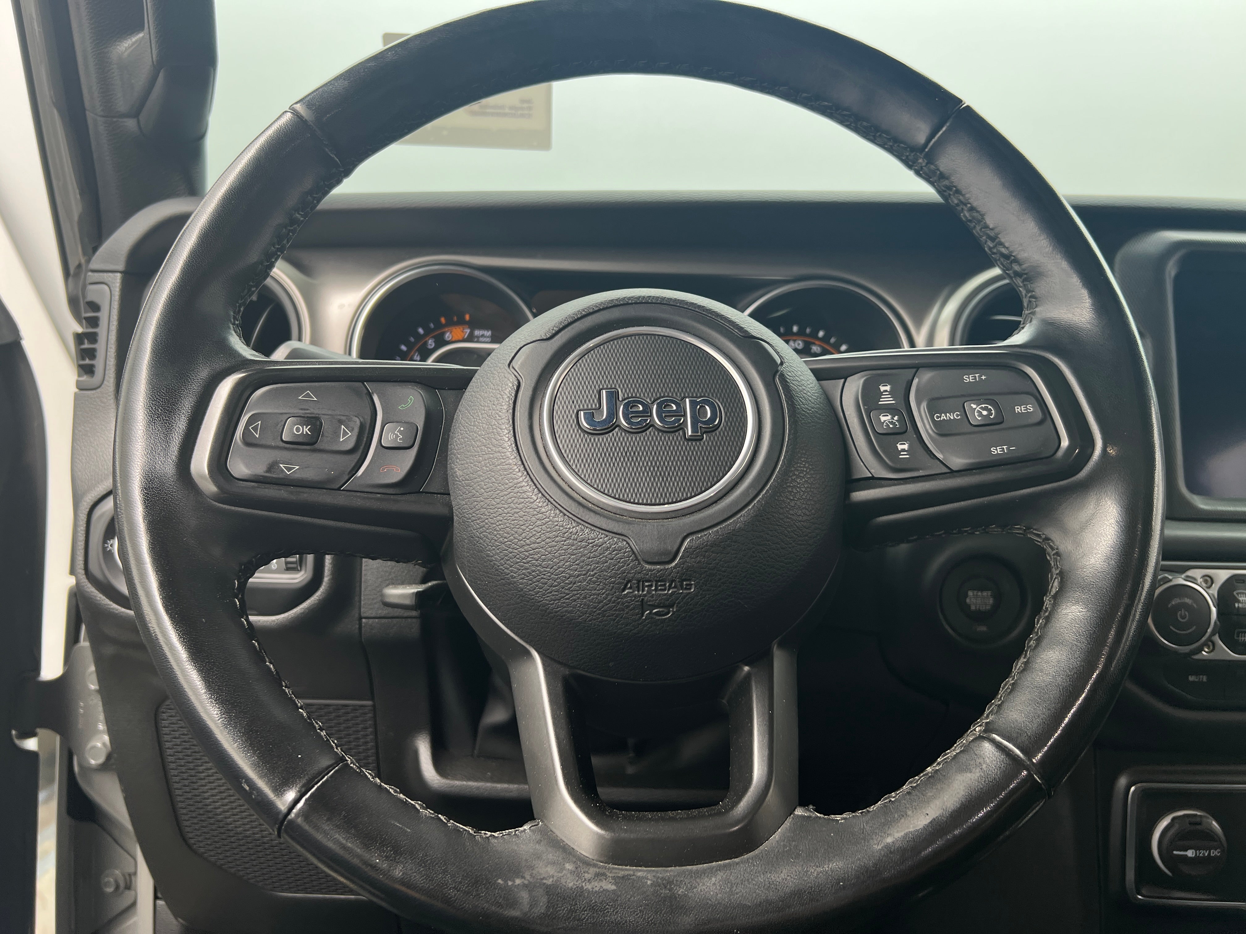 Thumbnail: 2021 Jeep Wrangler - 5