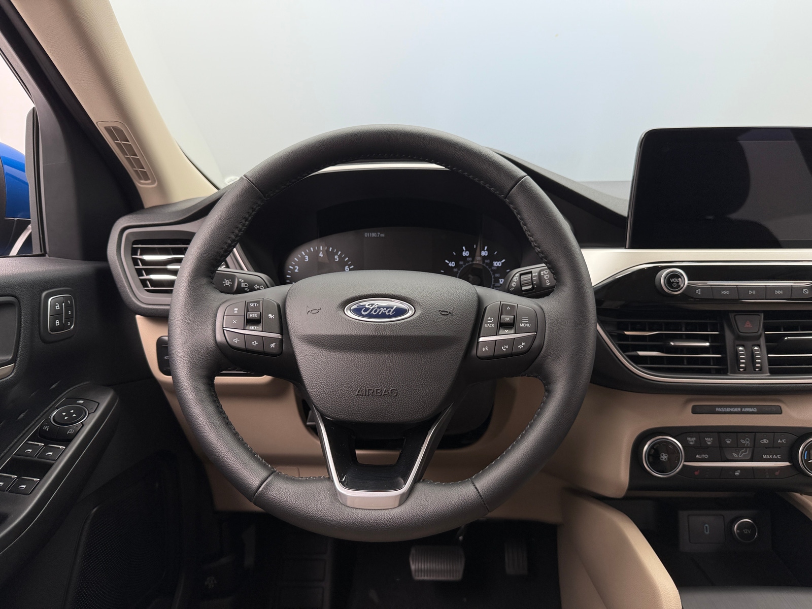 Thumbnail: 2020 Ford Escape - 4