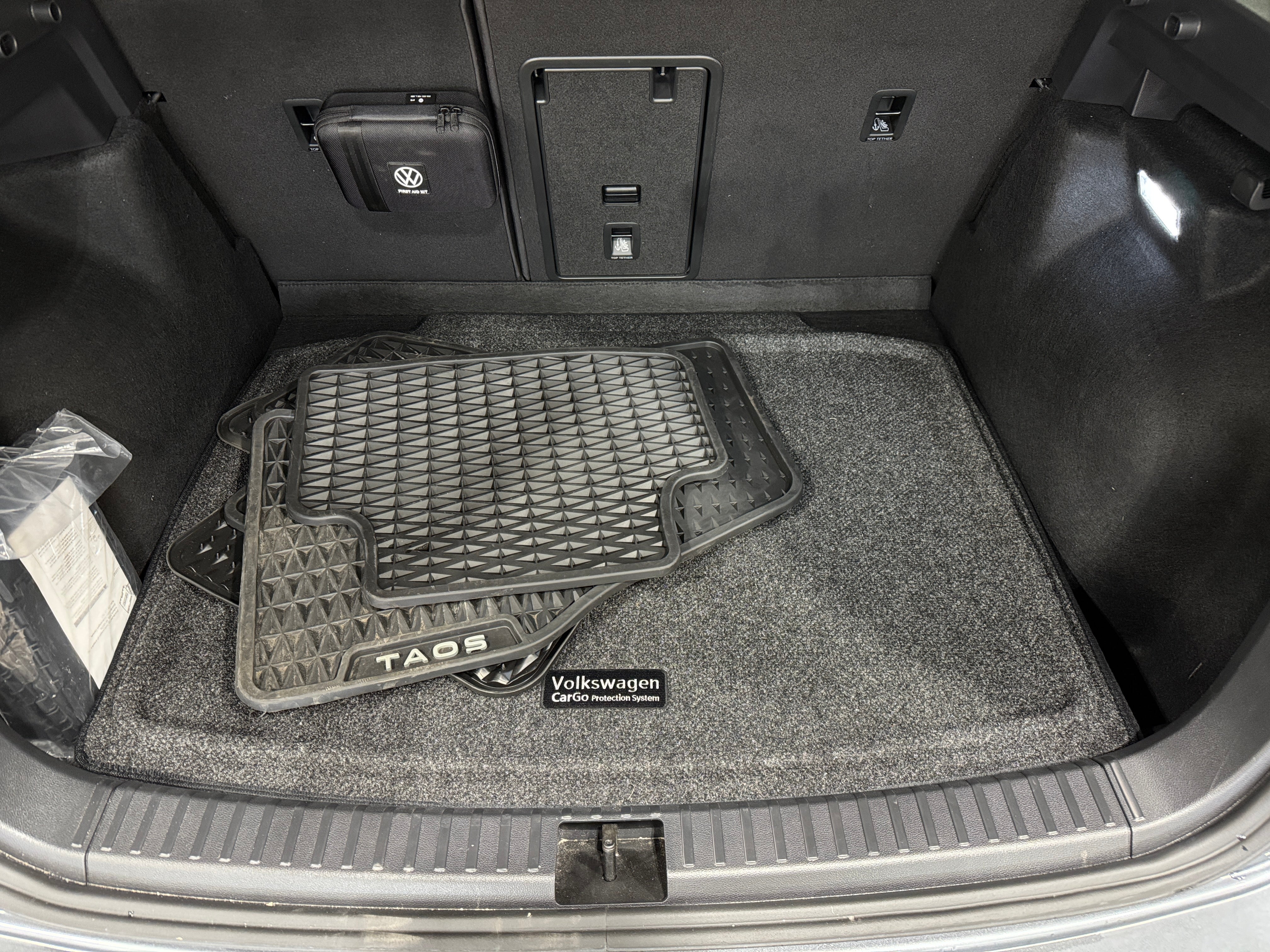 2024 Volkswagen Taos SE 6