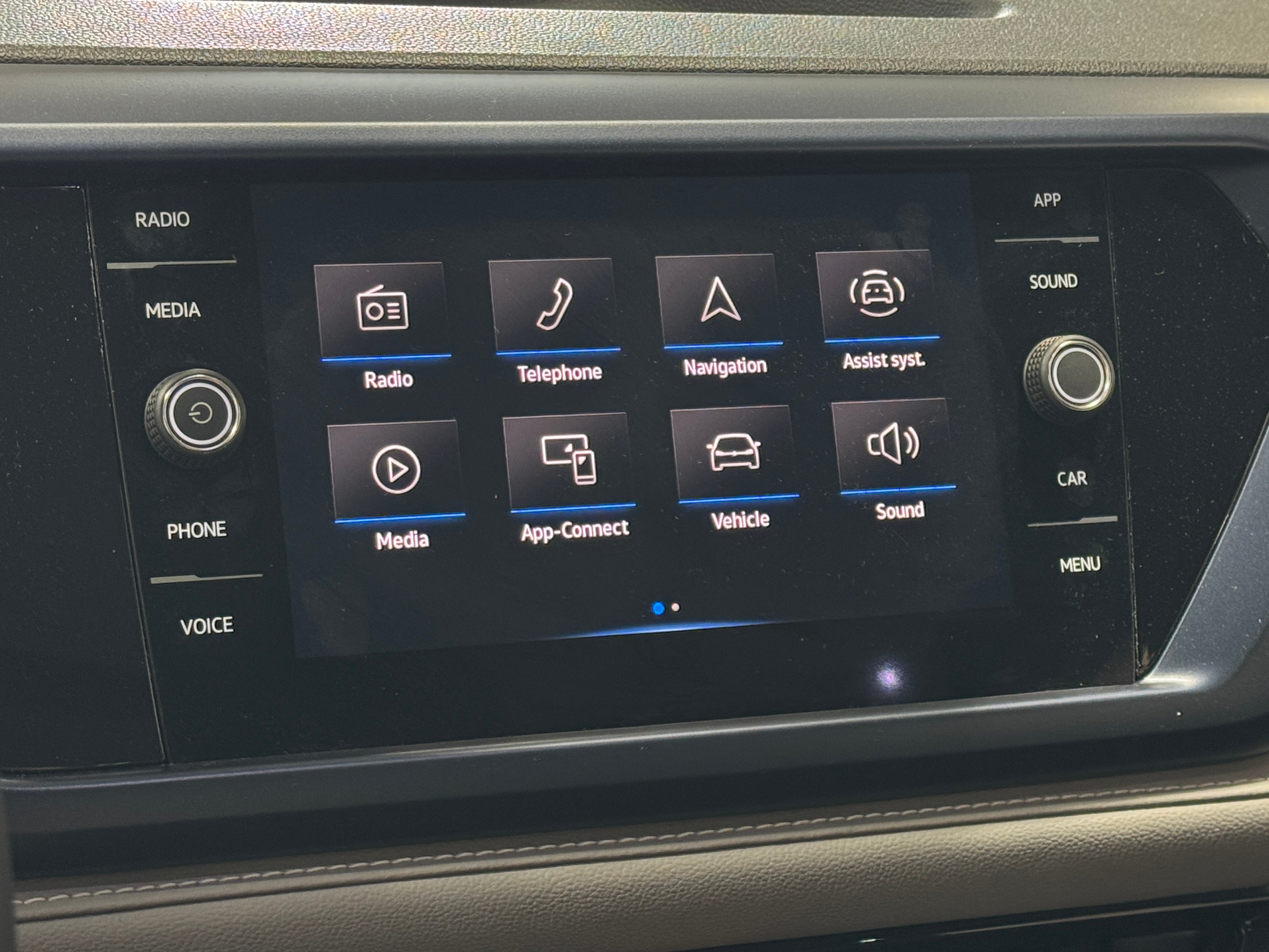 2024 Volkswagen Taos SE 3