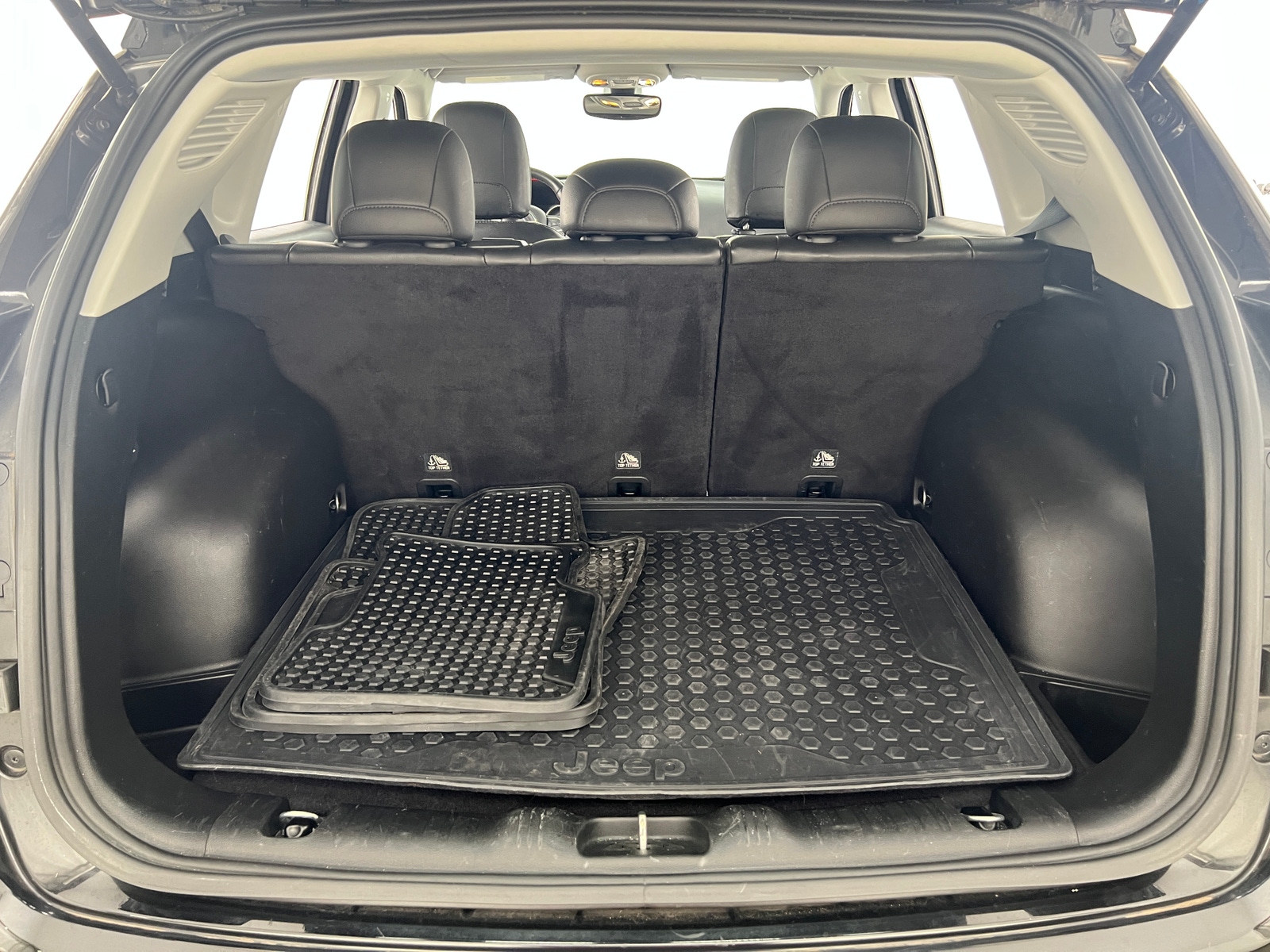 Thumbnail: 2019 Jeep Compass - 6