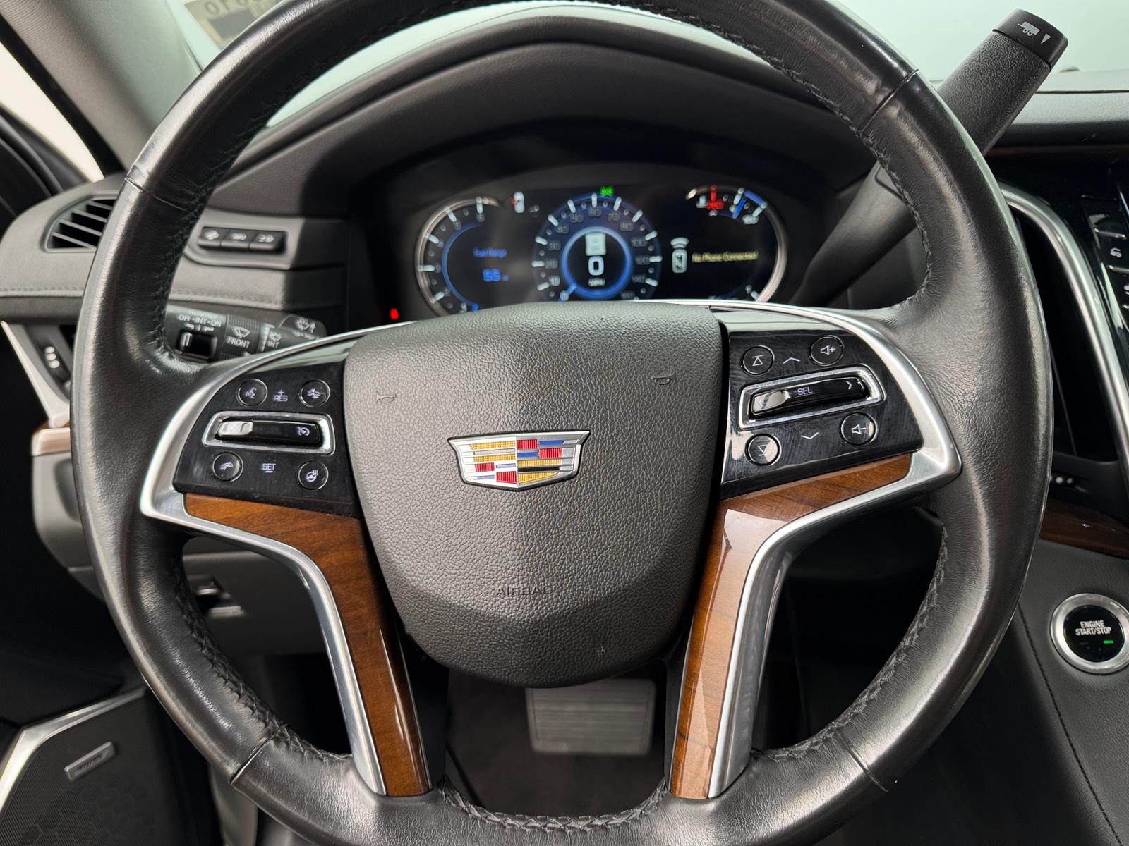 Thumbnail: 2020 Cadillac Escalade - 4