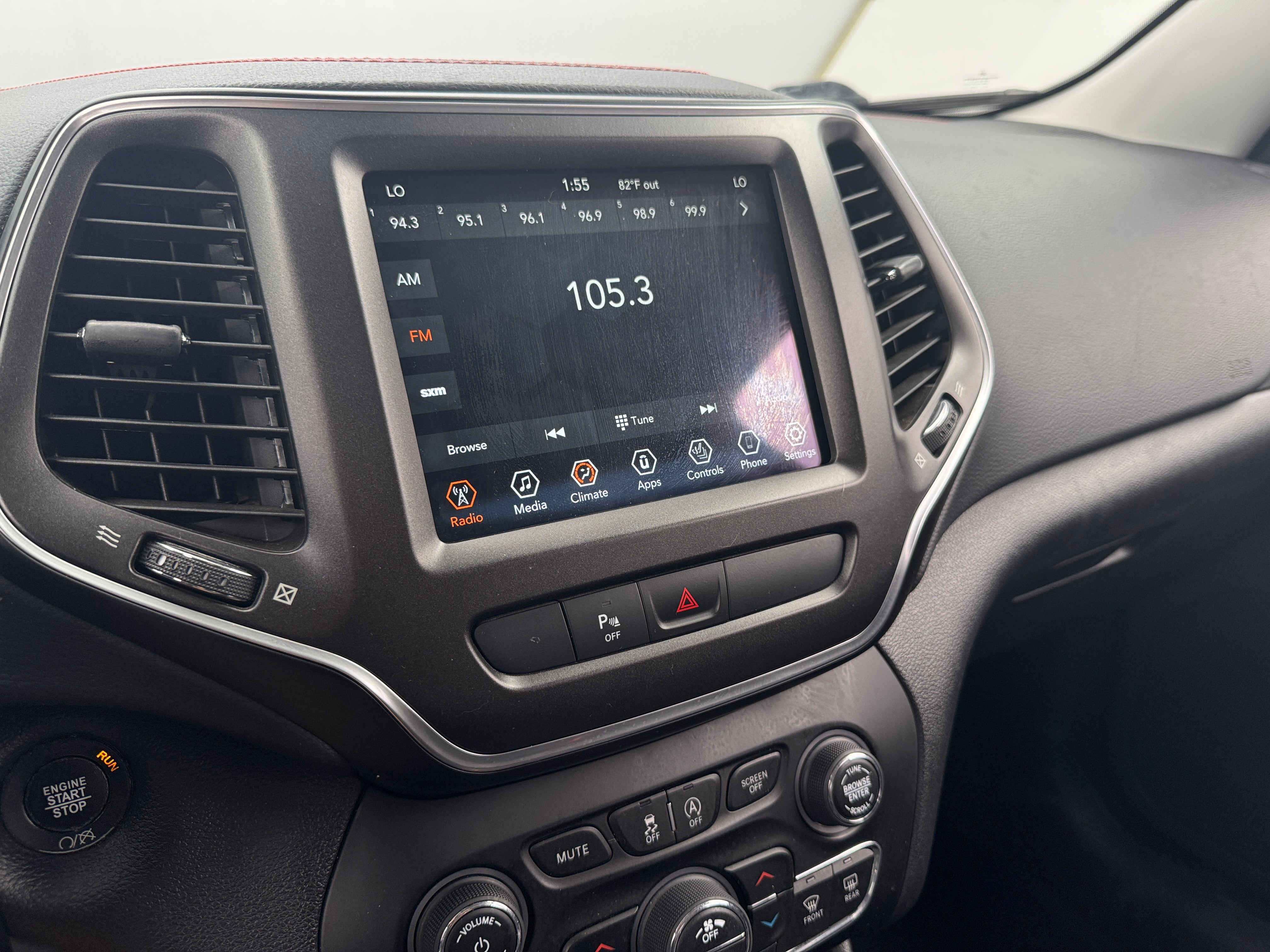 2020 Jeep Cherokee Trailhawk 4