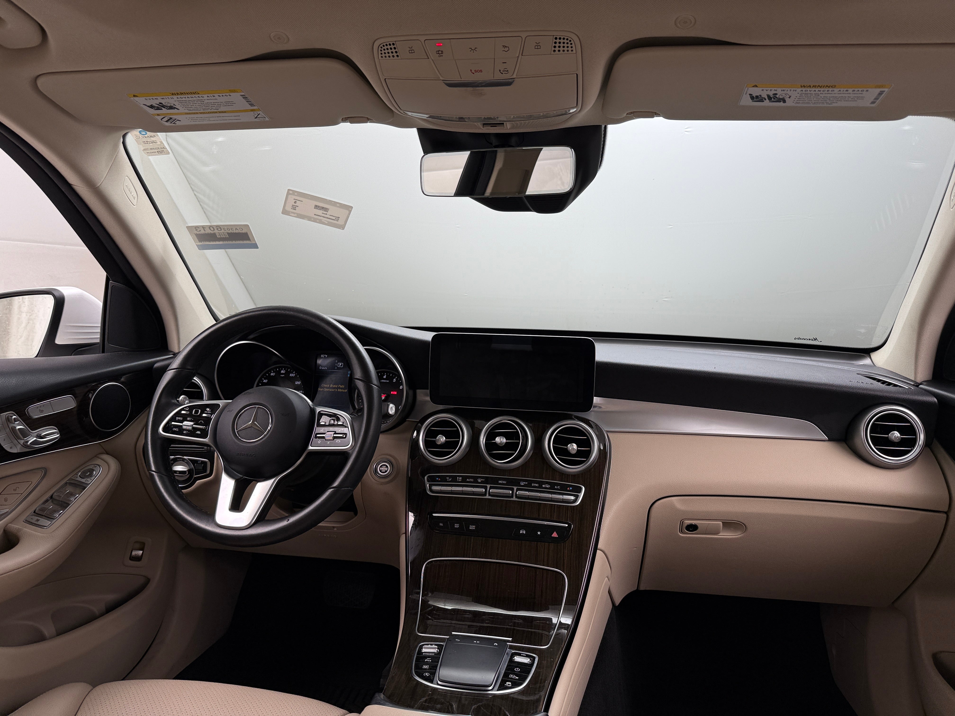 2021 Mercedes-Benz GLC 300 2