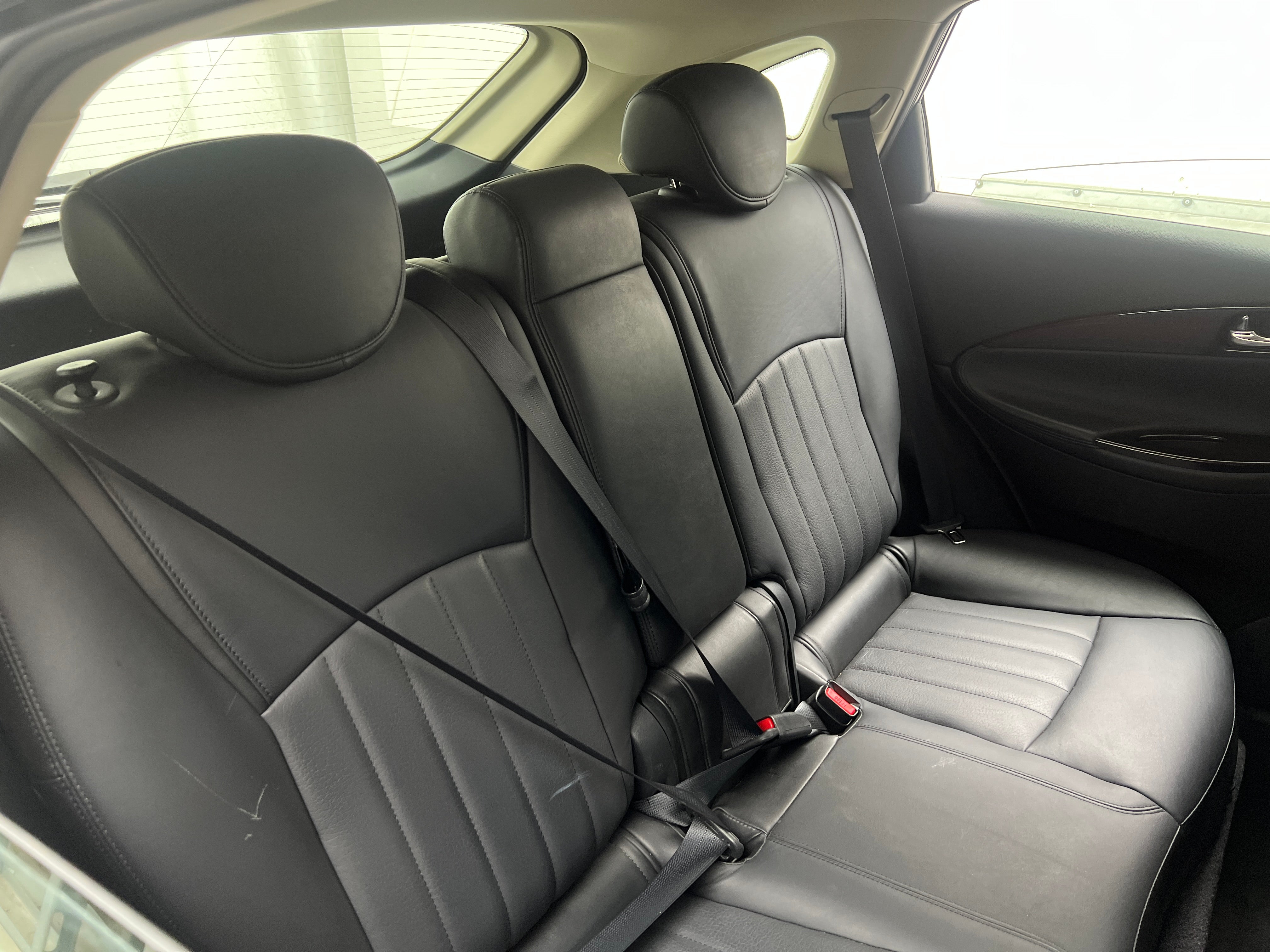 2011 INFINITI EX35 Journey 5