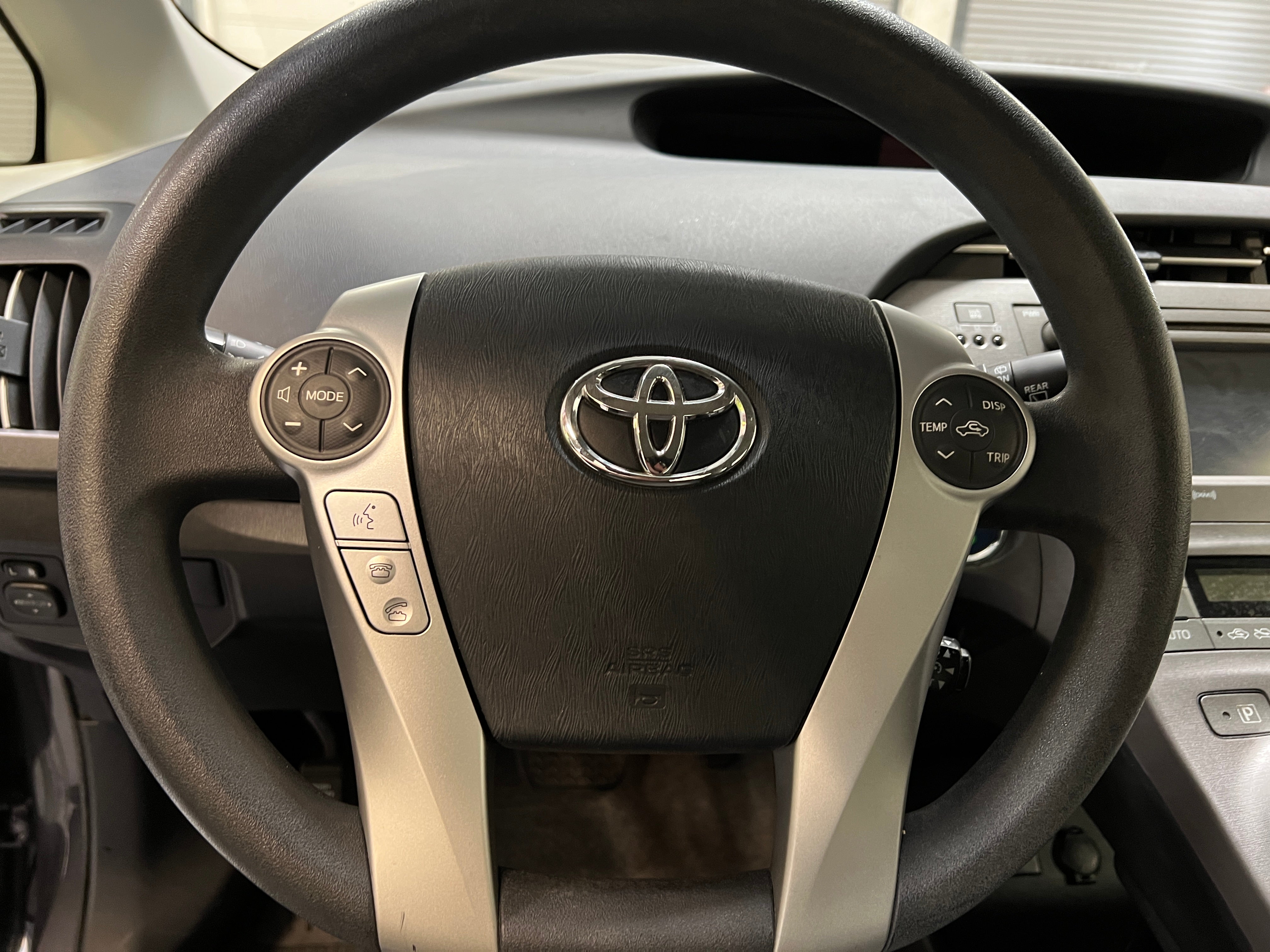 2014 Toyota Prius Three 5