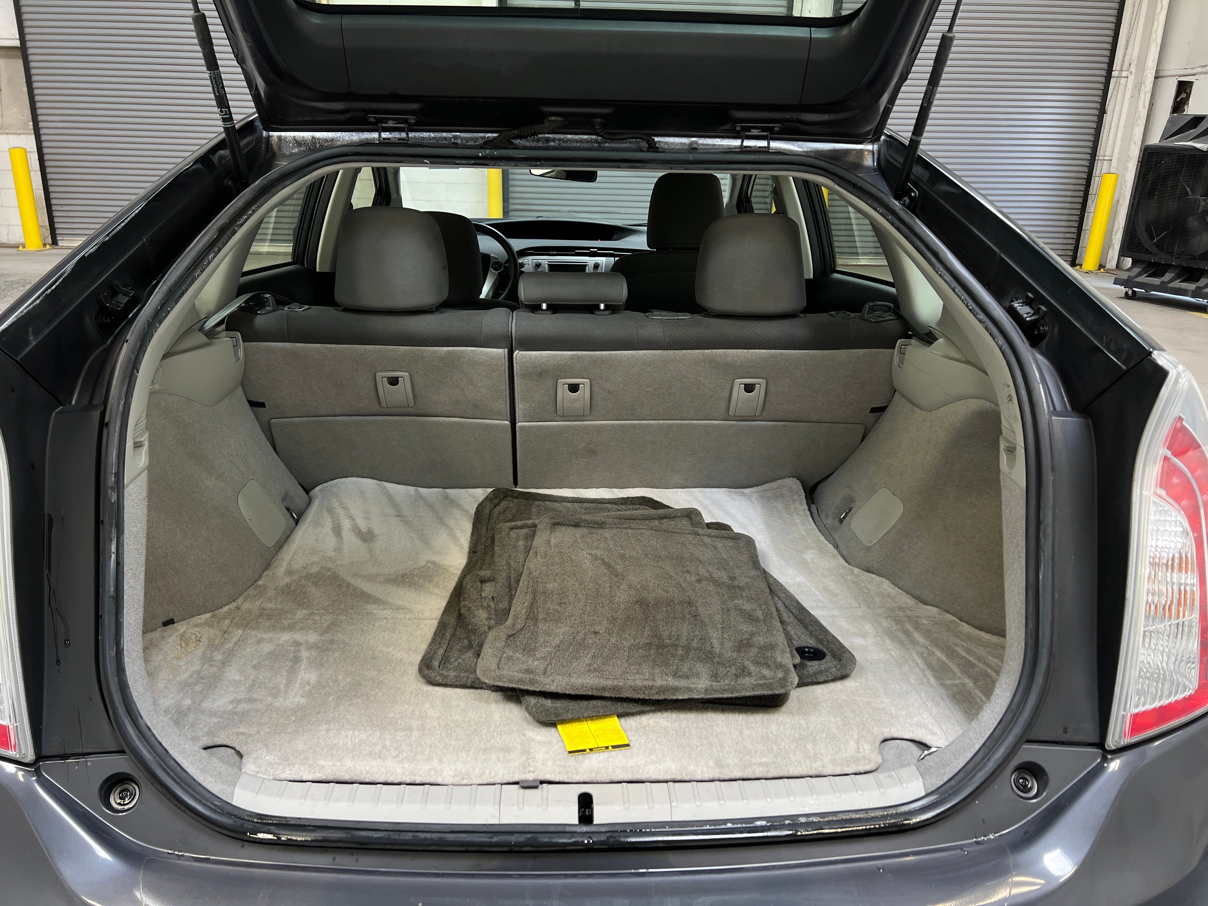2014 Toyota Prius Three 7
