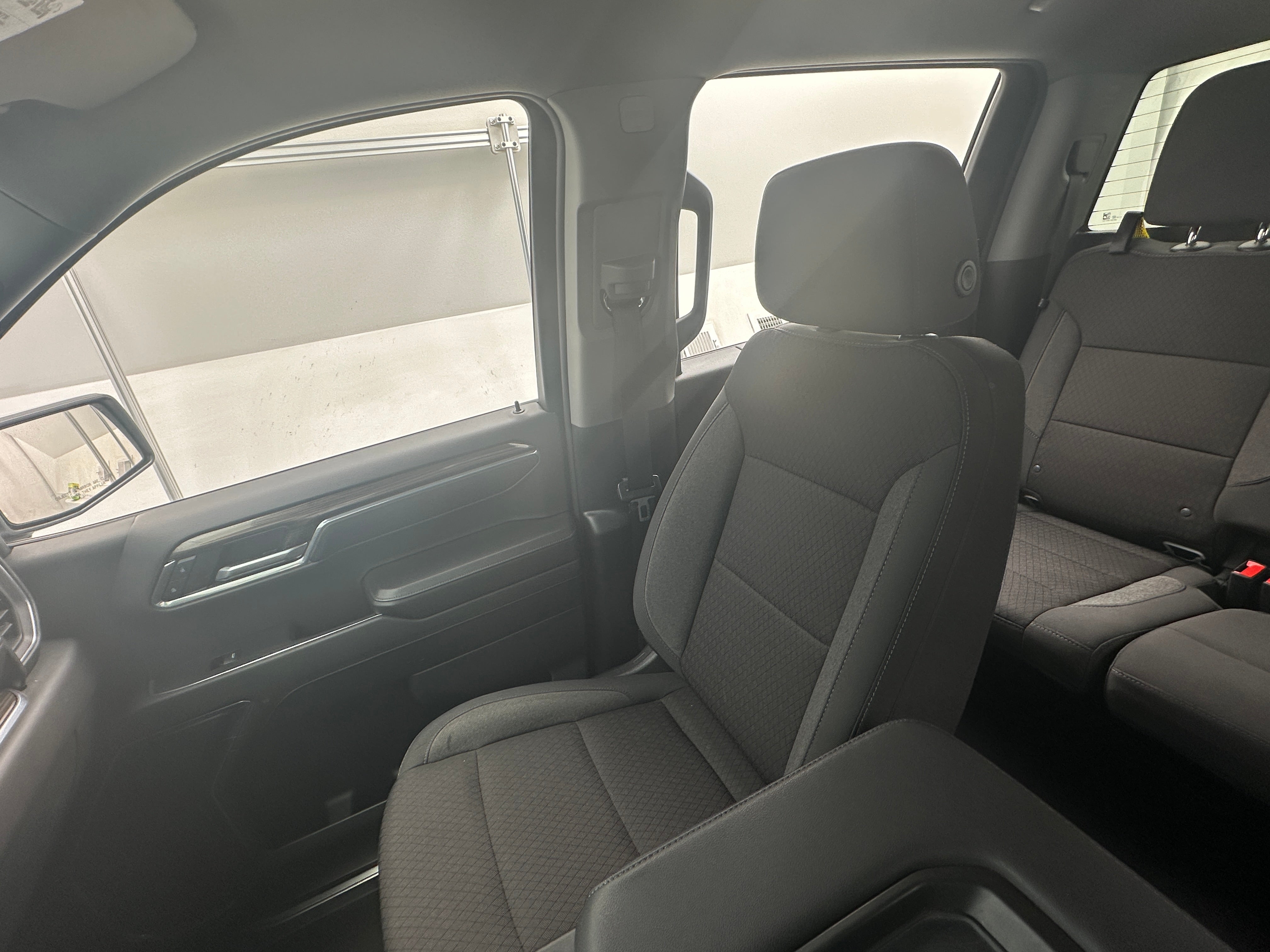 2024 Chevrolet Silverado 1500 LT 2
