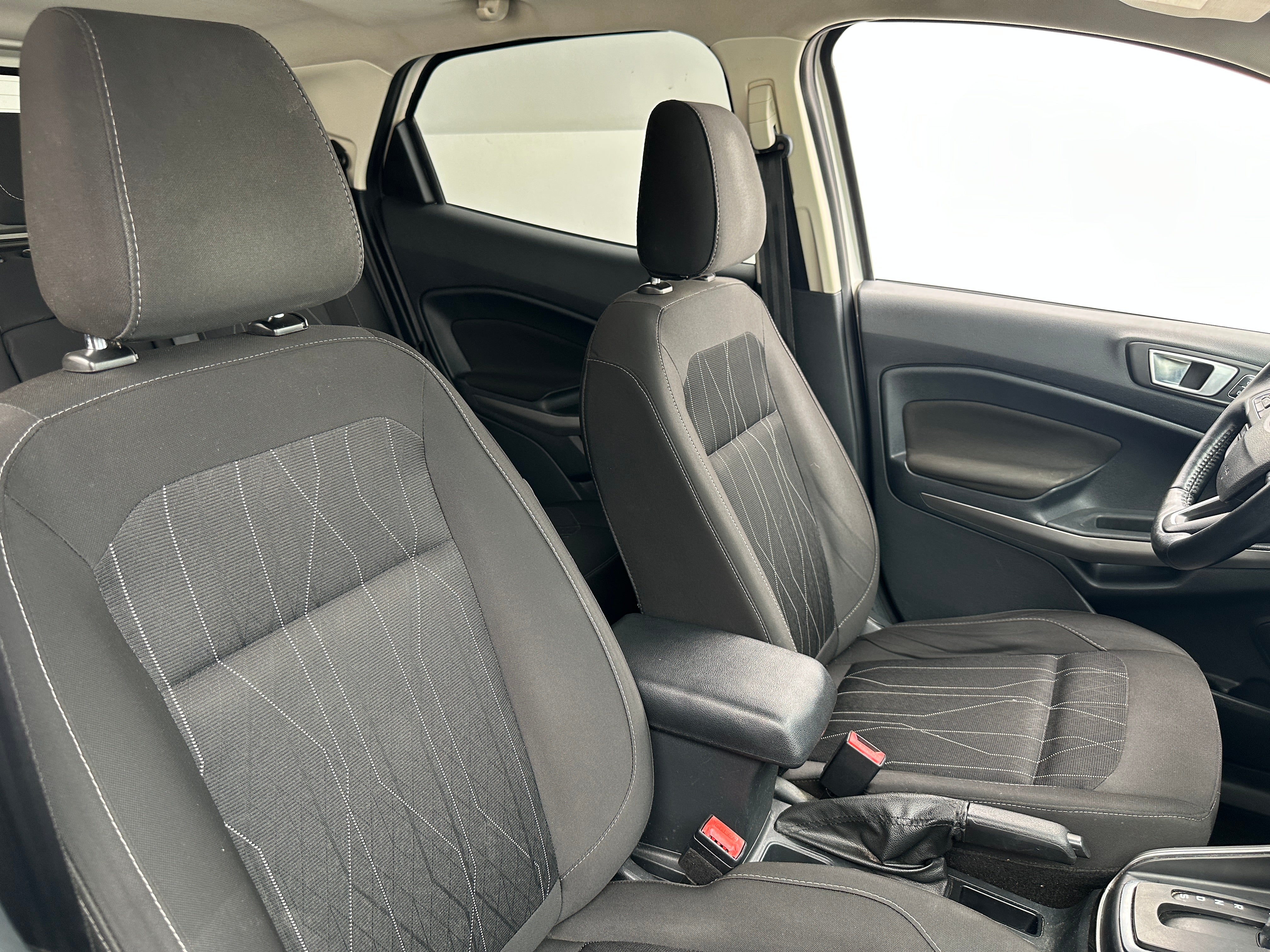2018 Ford EcoSport SE 2