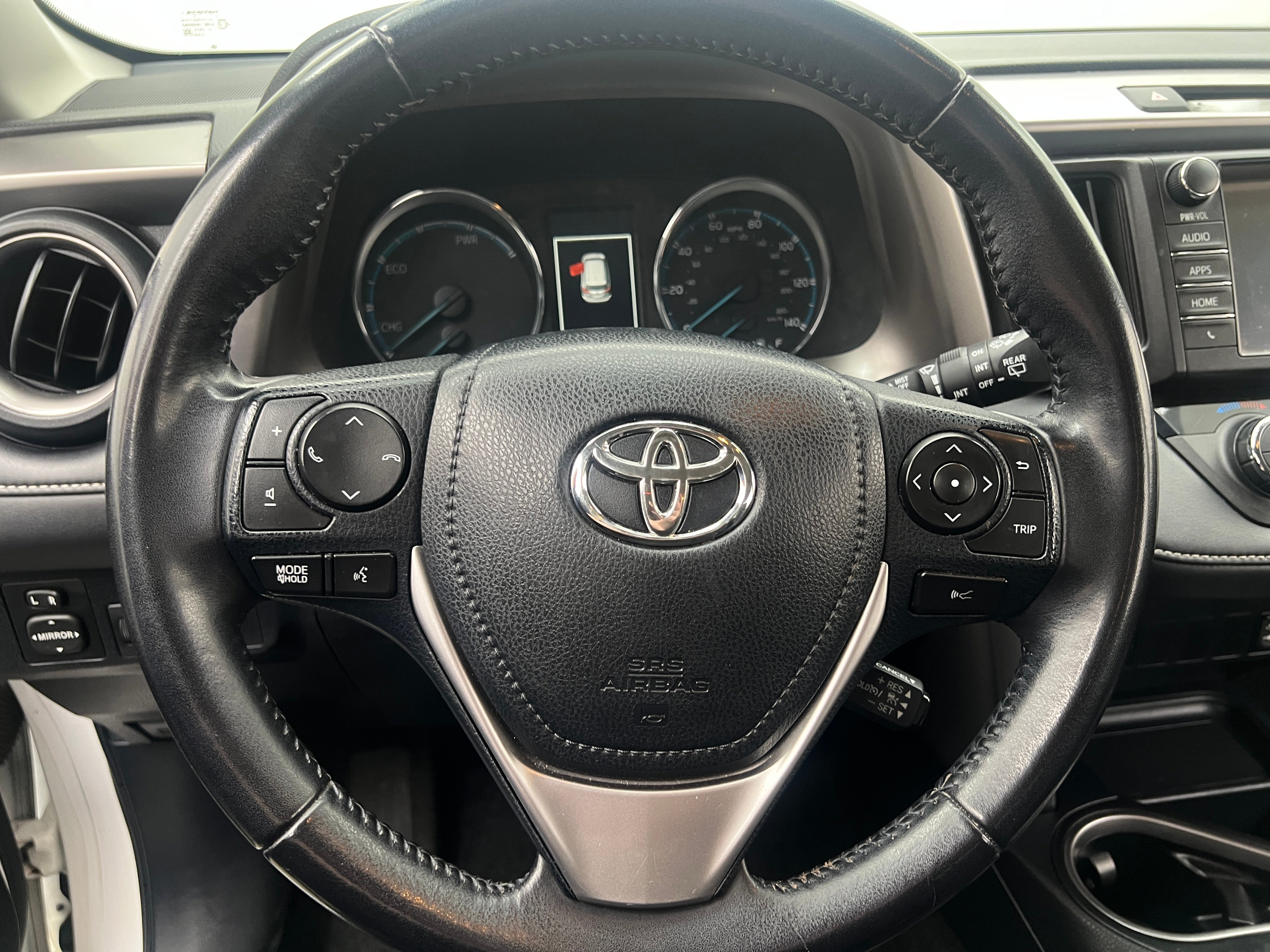 2016 Toyota RAV4 XLE 5