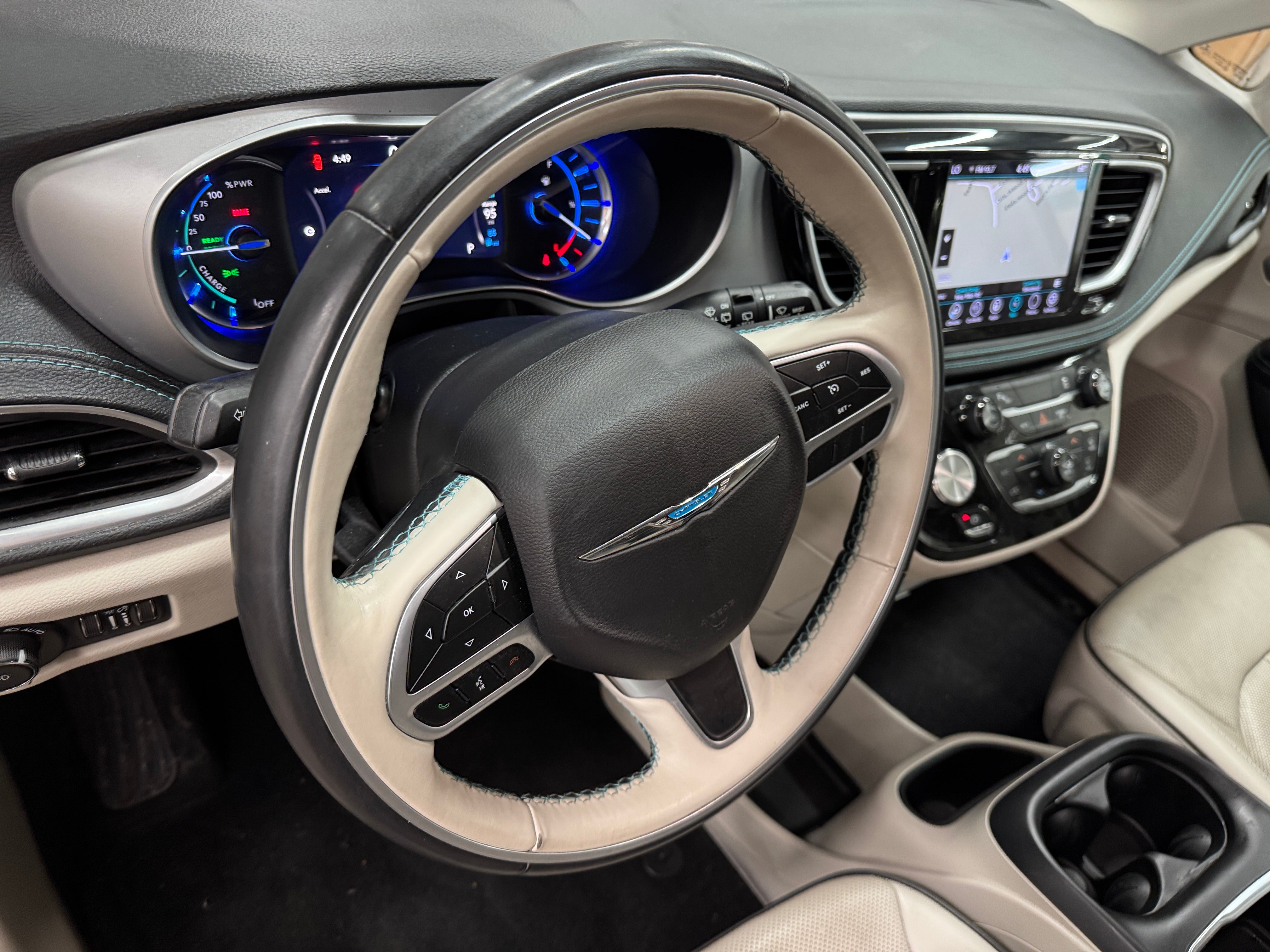 2018 Chrysler Pacifica Hybrid Limited 2