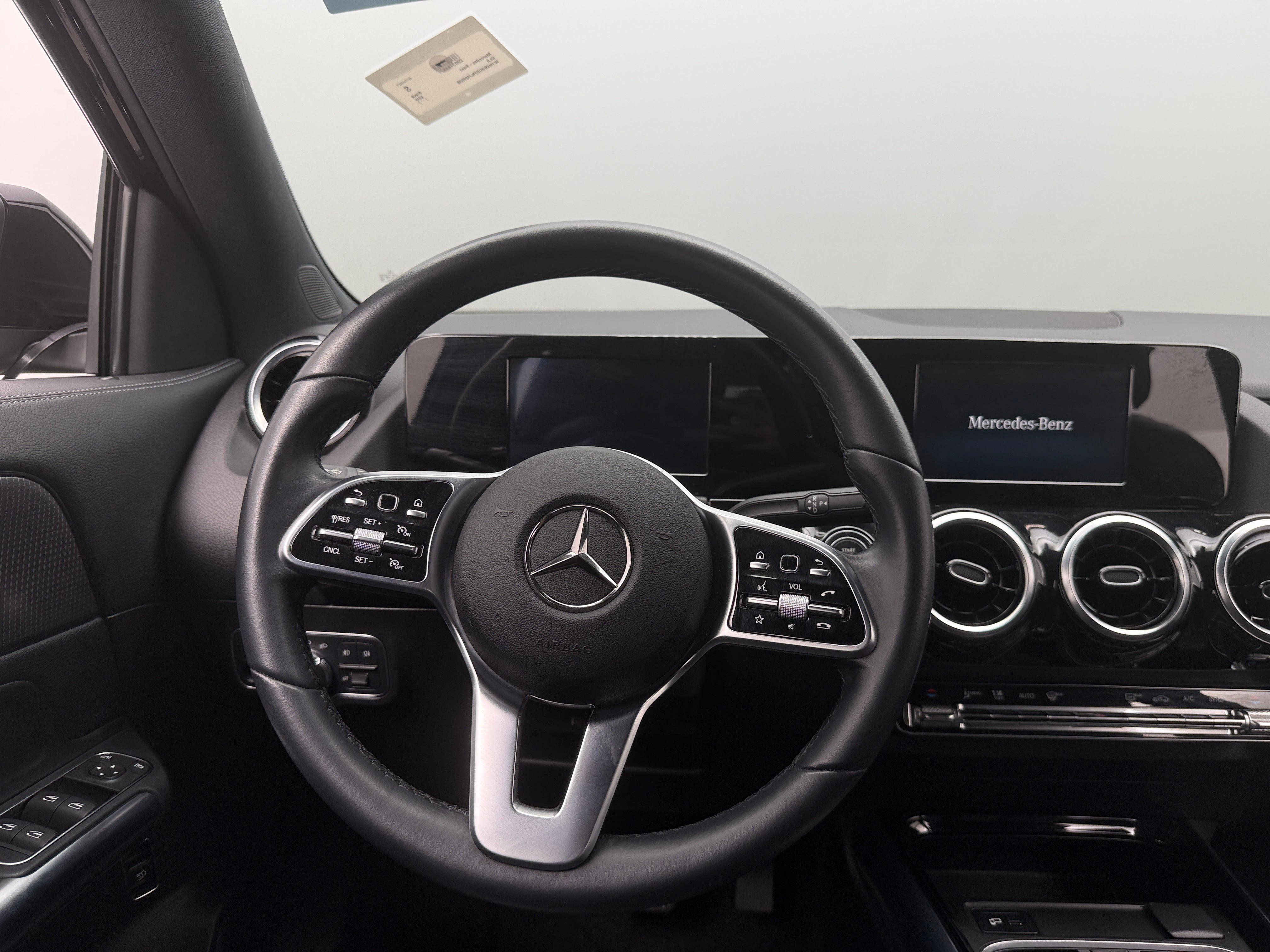 2022 Mercedes-Benz GLA 250 5