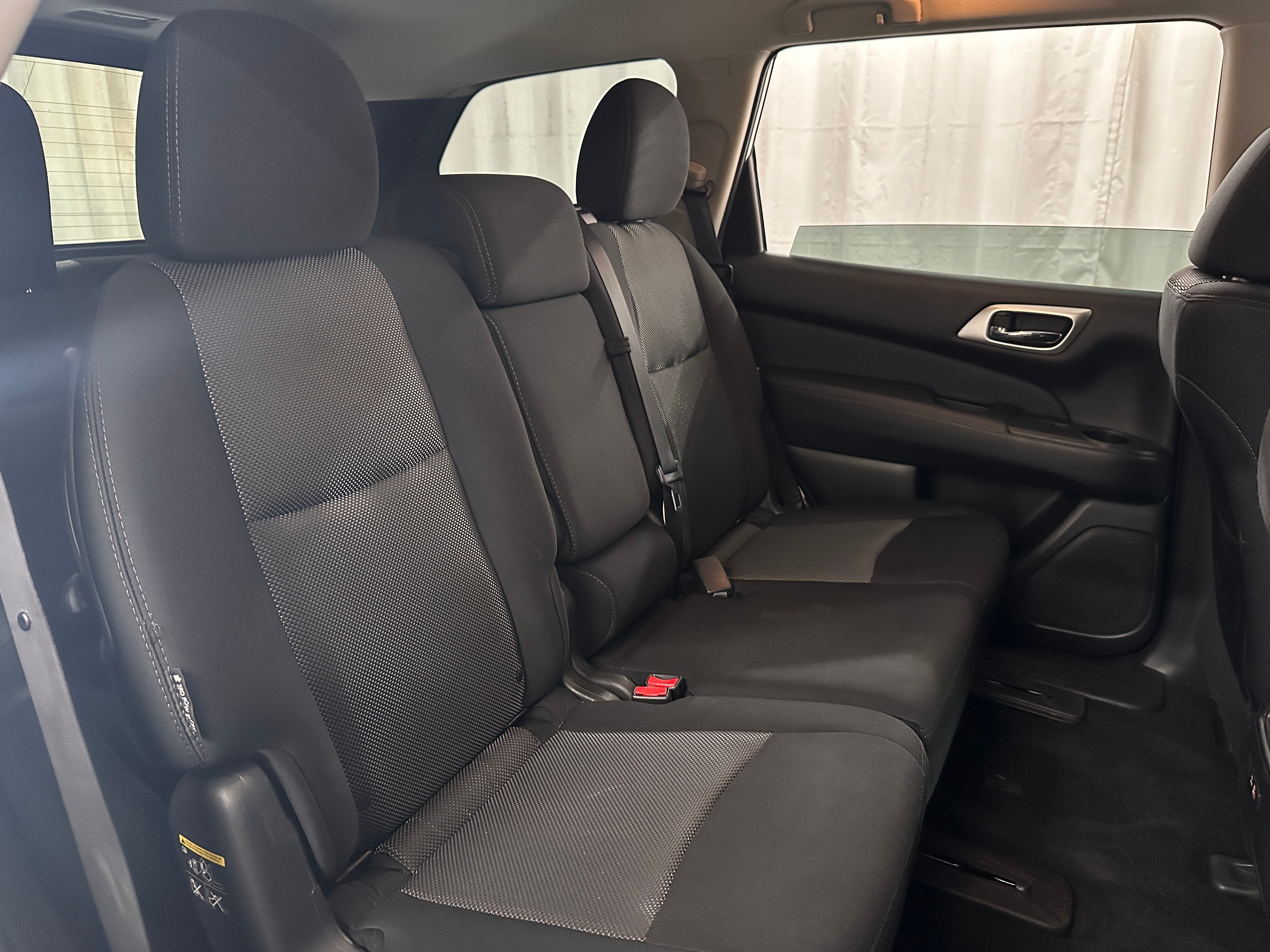 2020 Nissan Pathfinder S 6