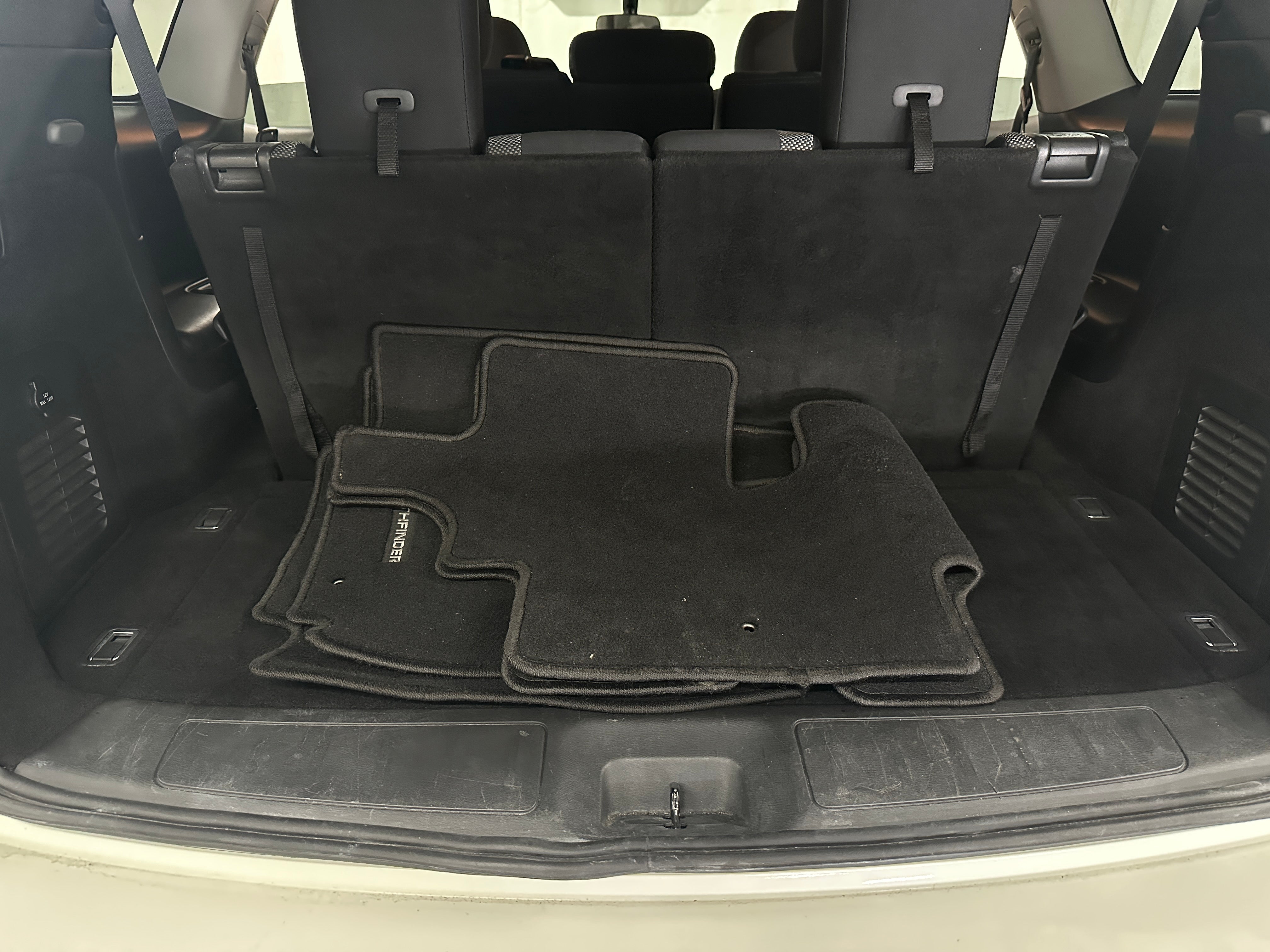 2020 Nissan Pathfinder S 7