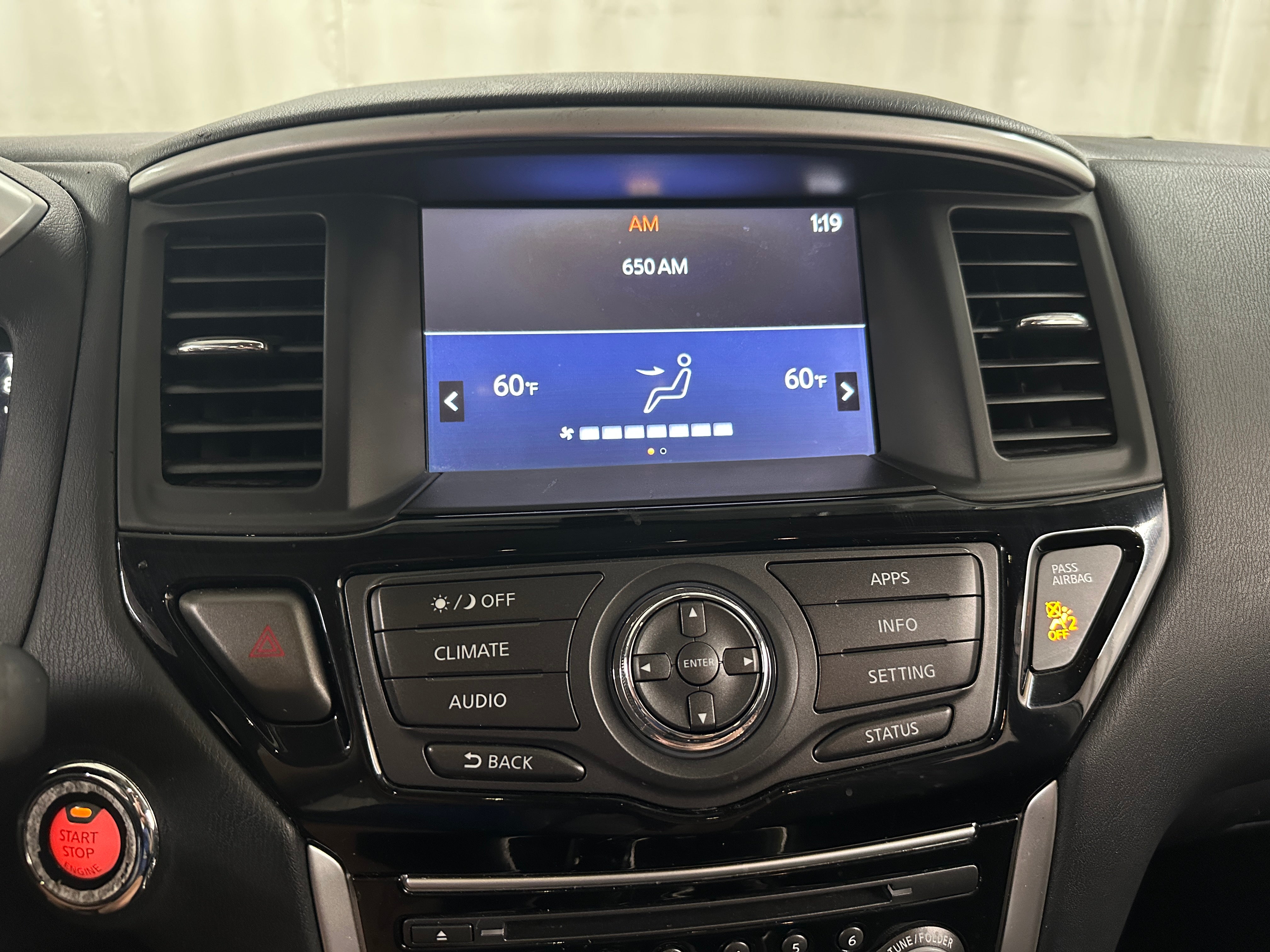 2020 Nissan Pathfinder S 4