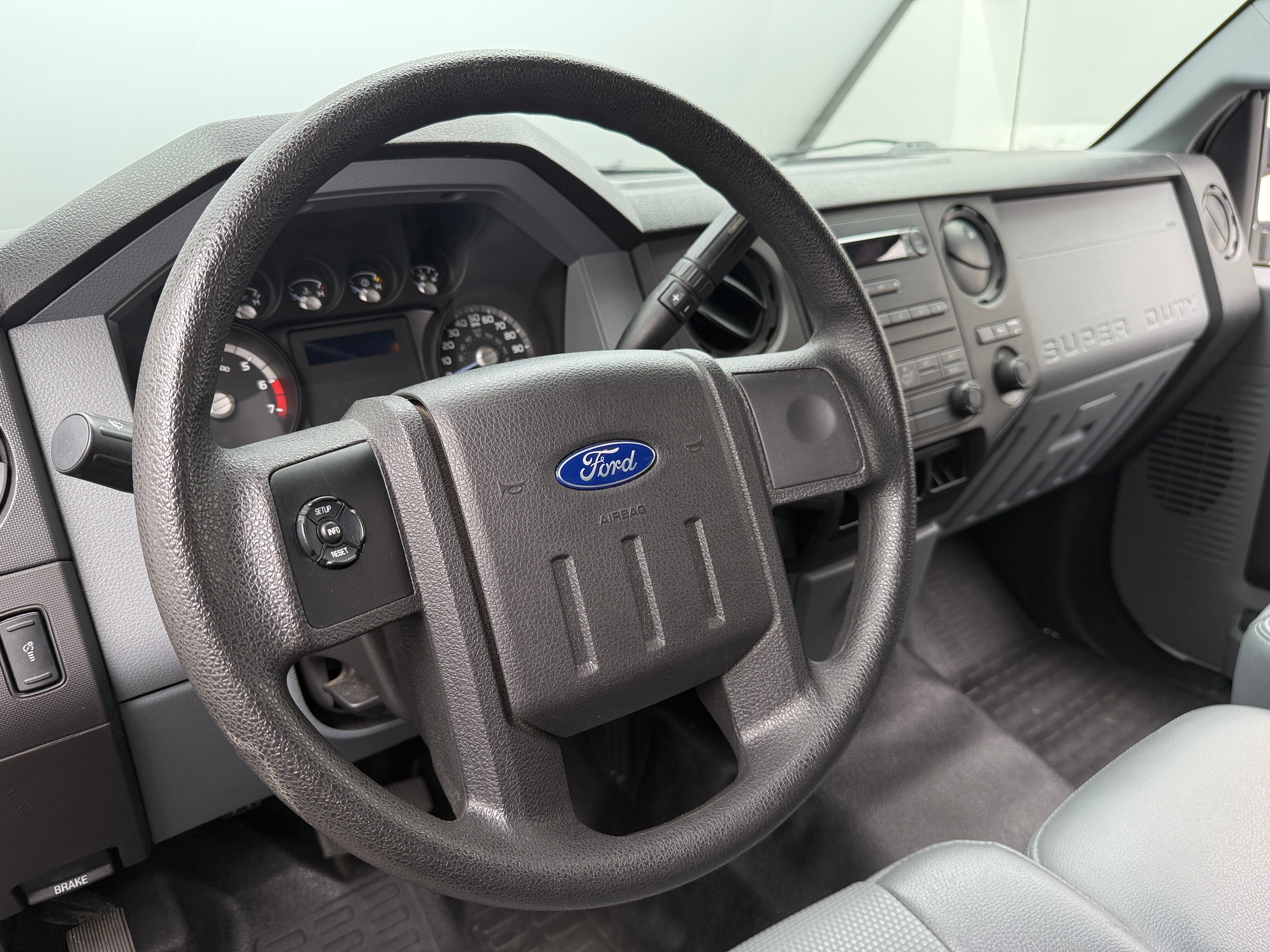 2015 Ford Econoline E-250 5