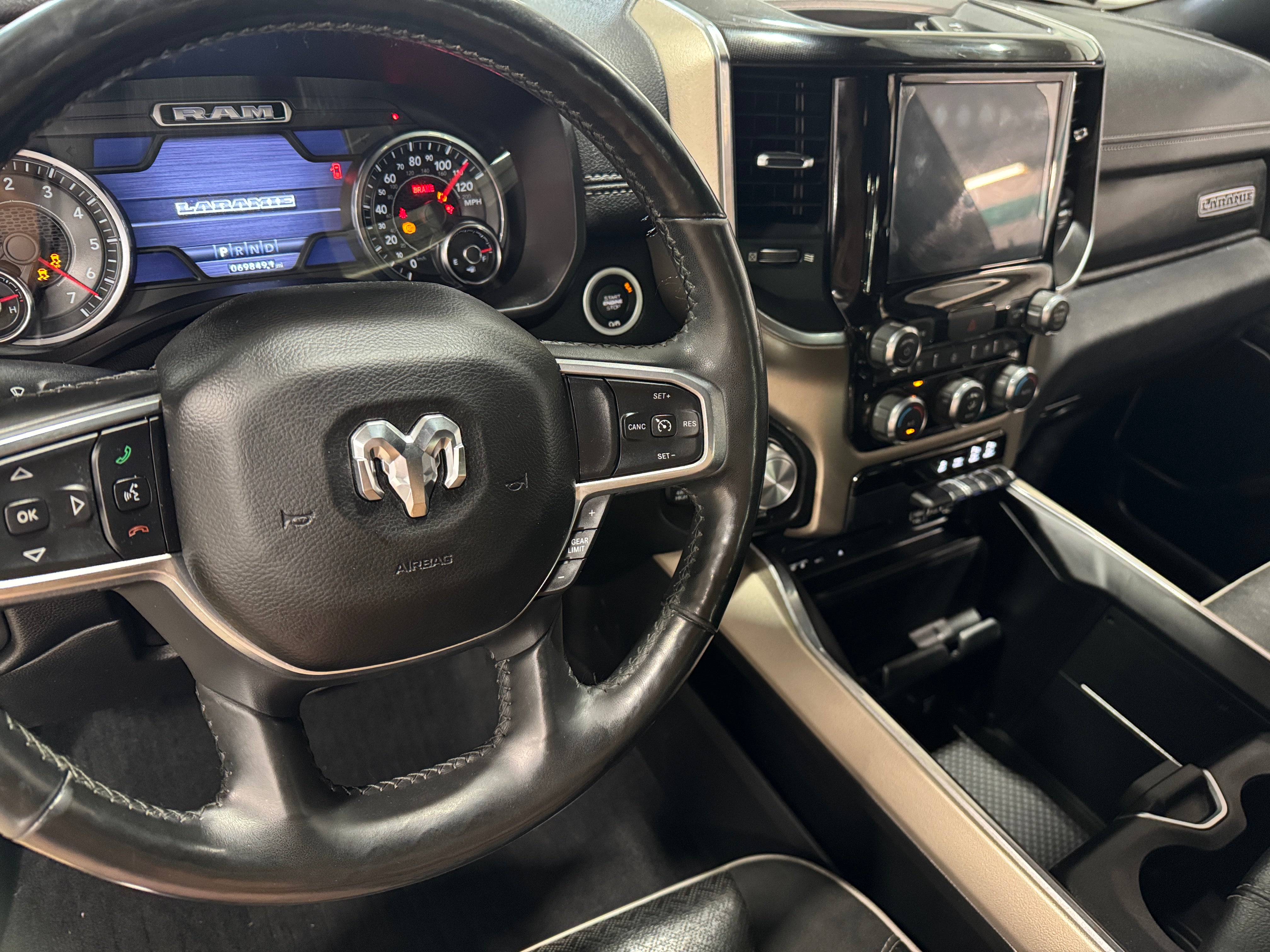 2019 RAM 1500 Laramie 2