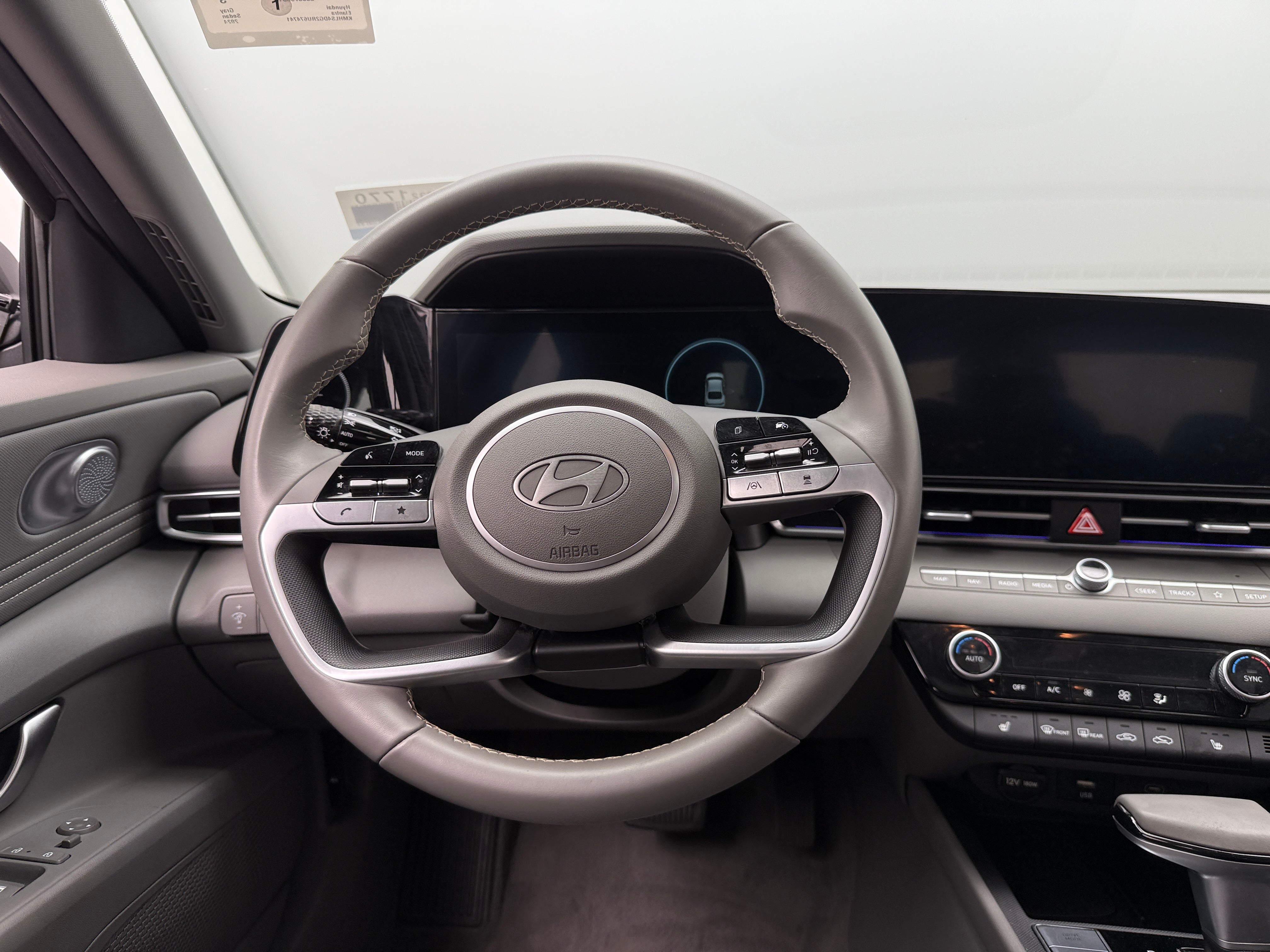 2024 Hyundai Elantra SEL 5
