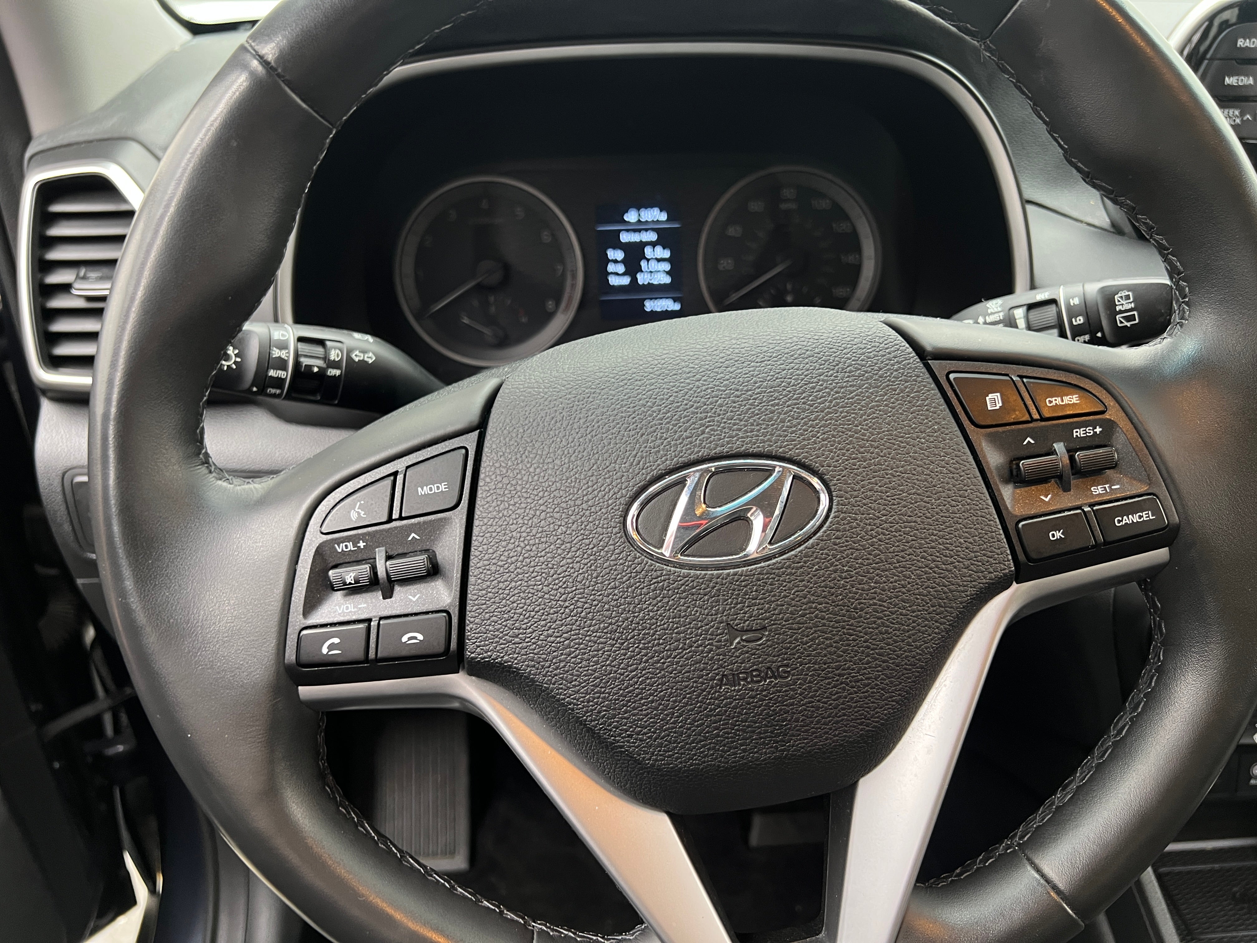 Thumbnail: 2021 Hyundai Tucson - 4