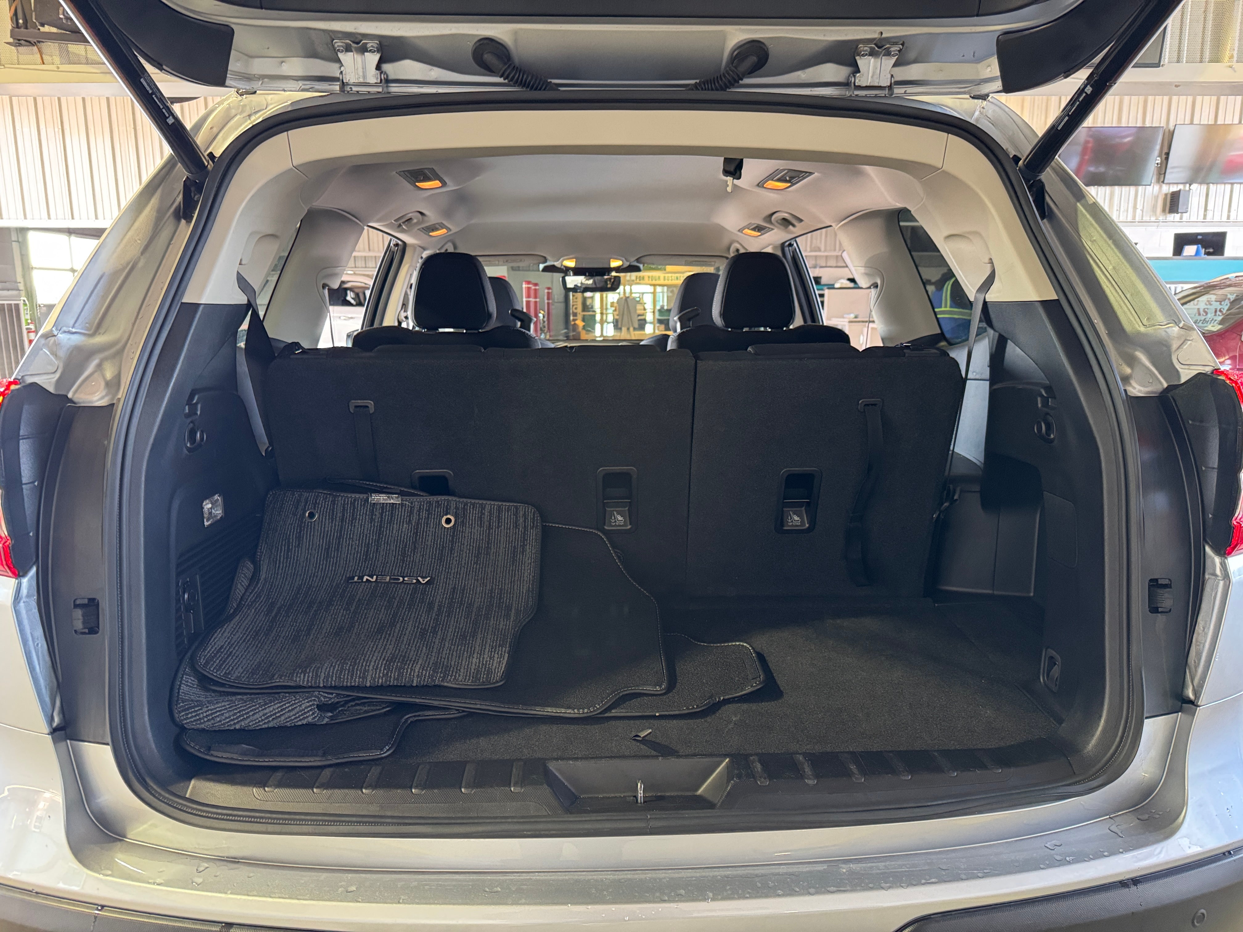 2024 Subaru Ascent Premium 7