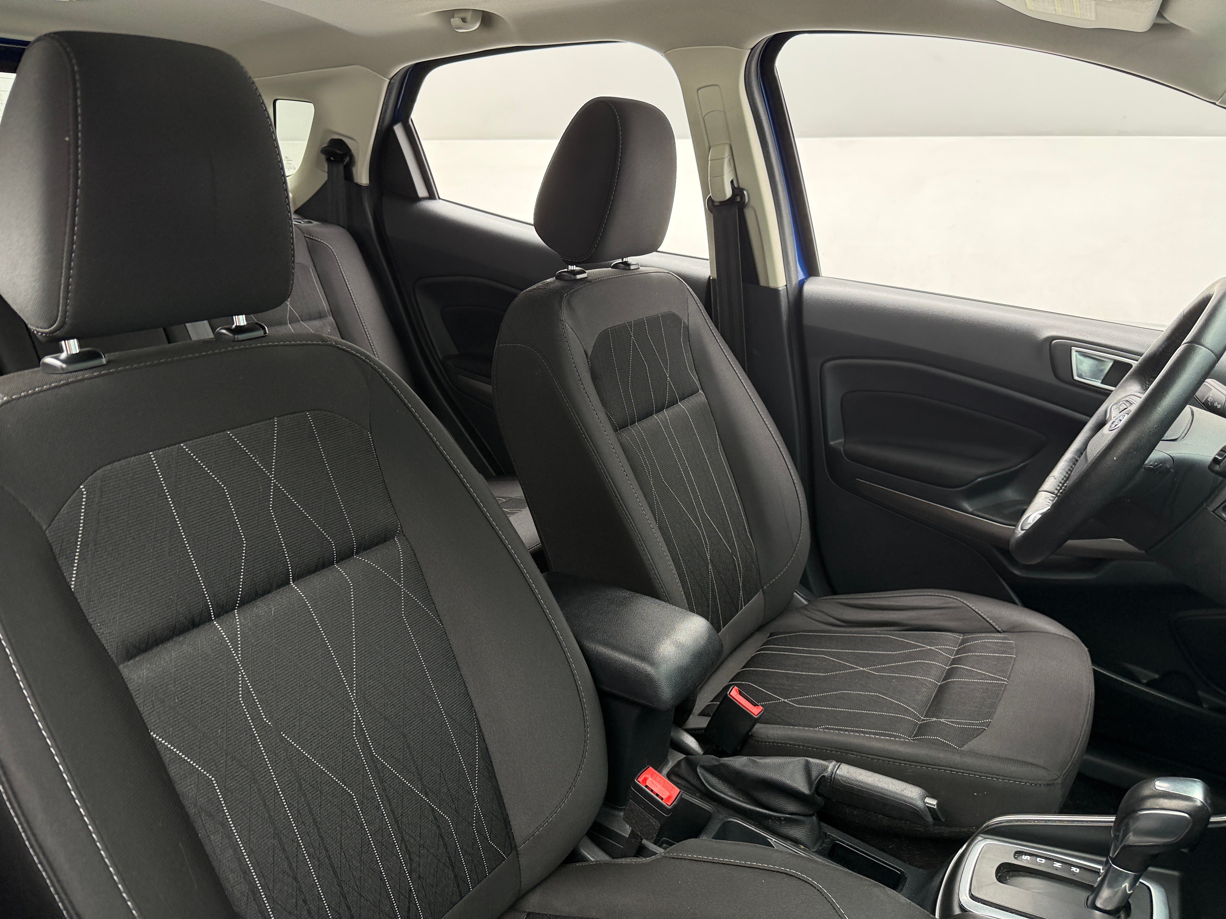 2019 Ford EcoSport SE 2