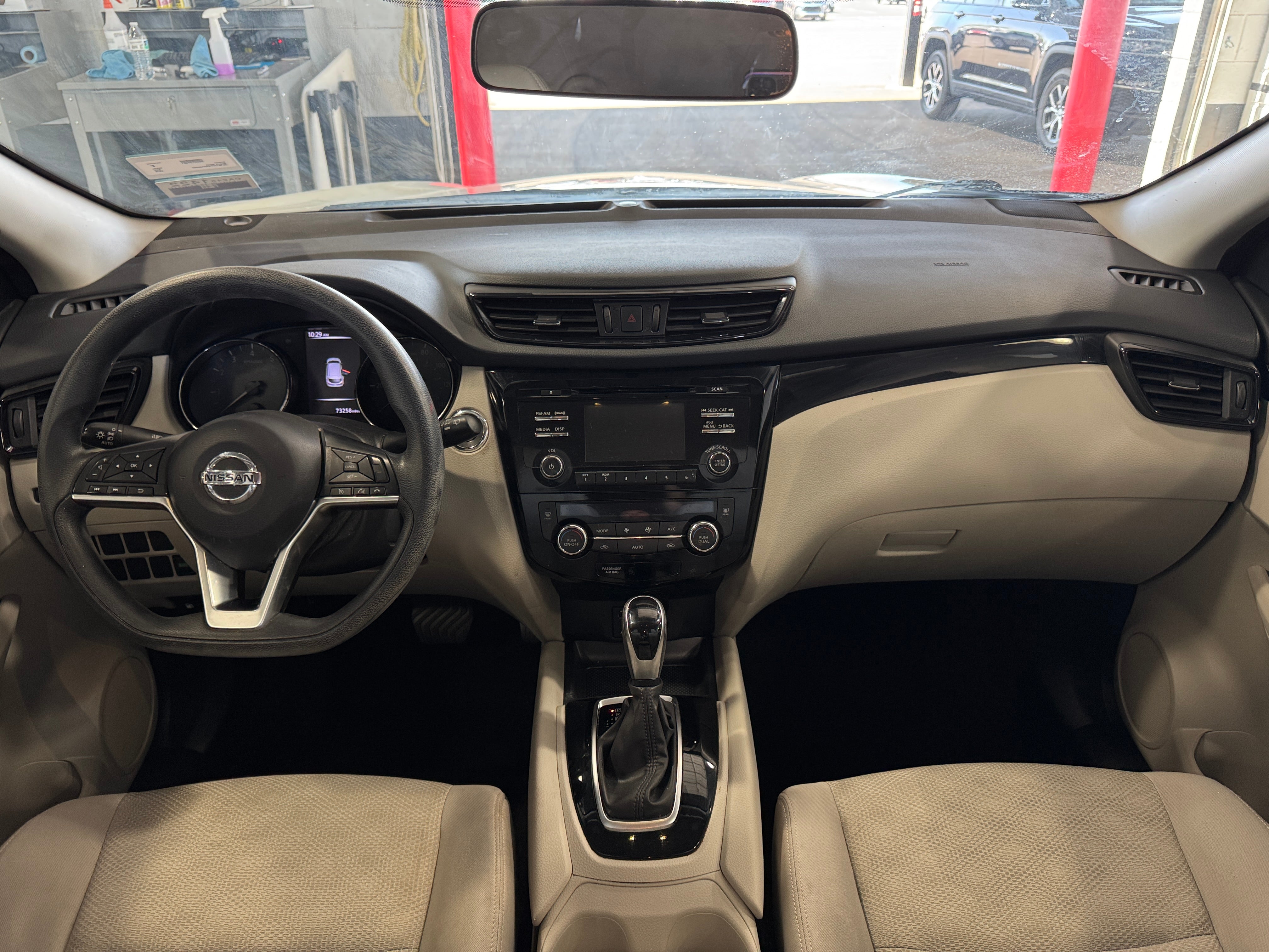 2018 Nissan Rogue Sport SV 3