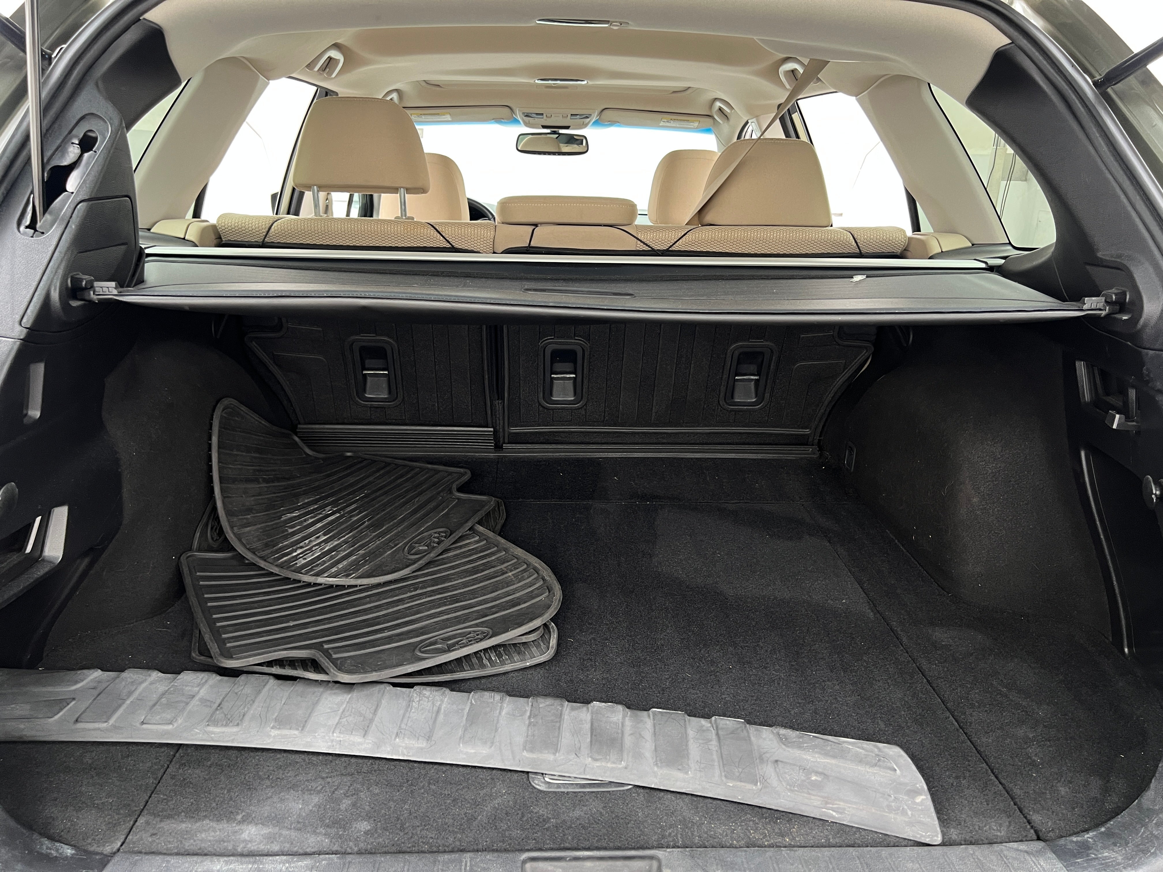 2015 Subaru Outback Premium 7