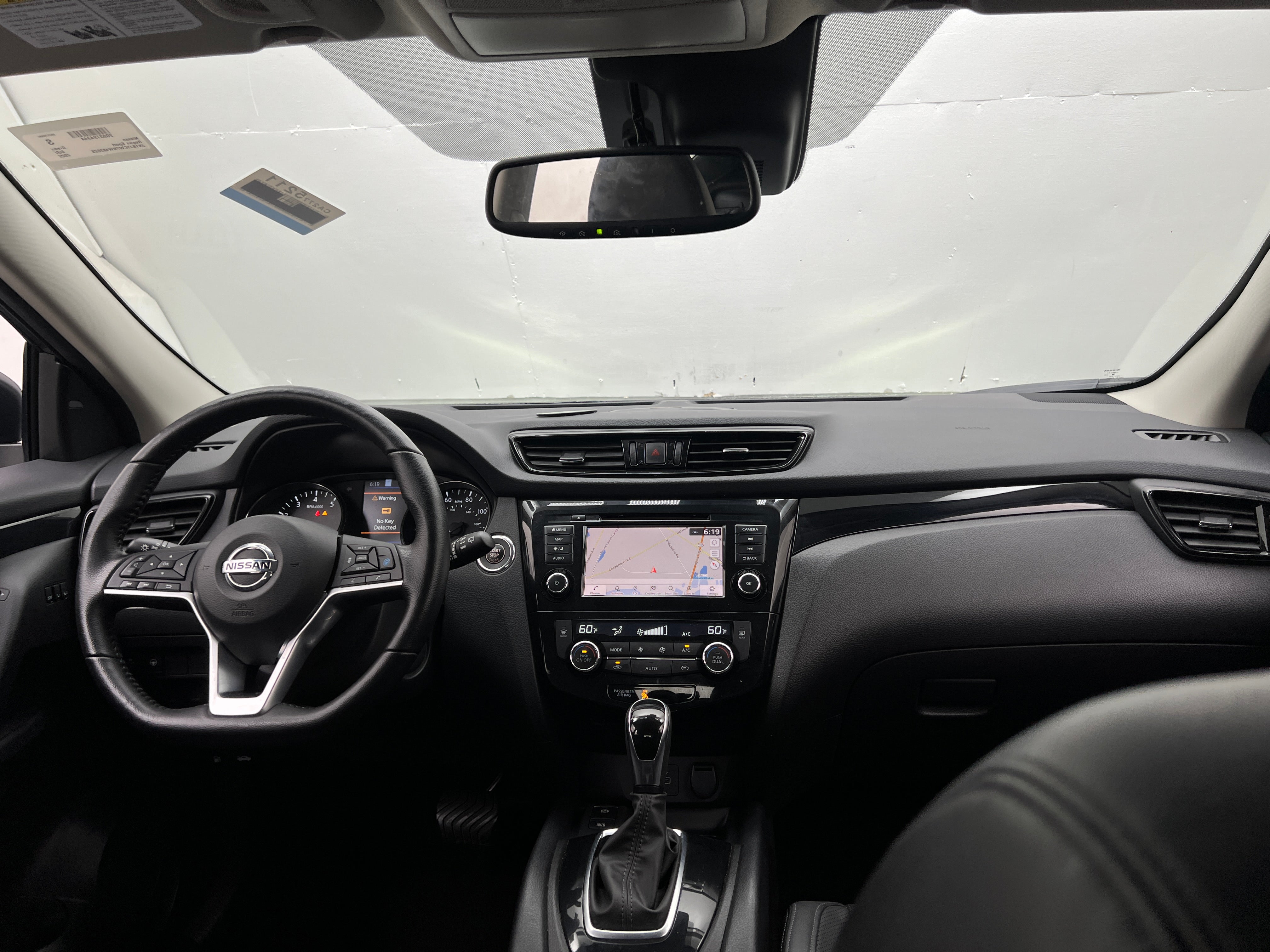 2022 Nissan Rogue Sport SL 2