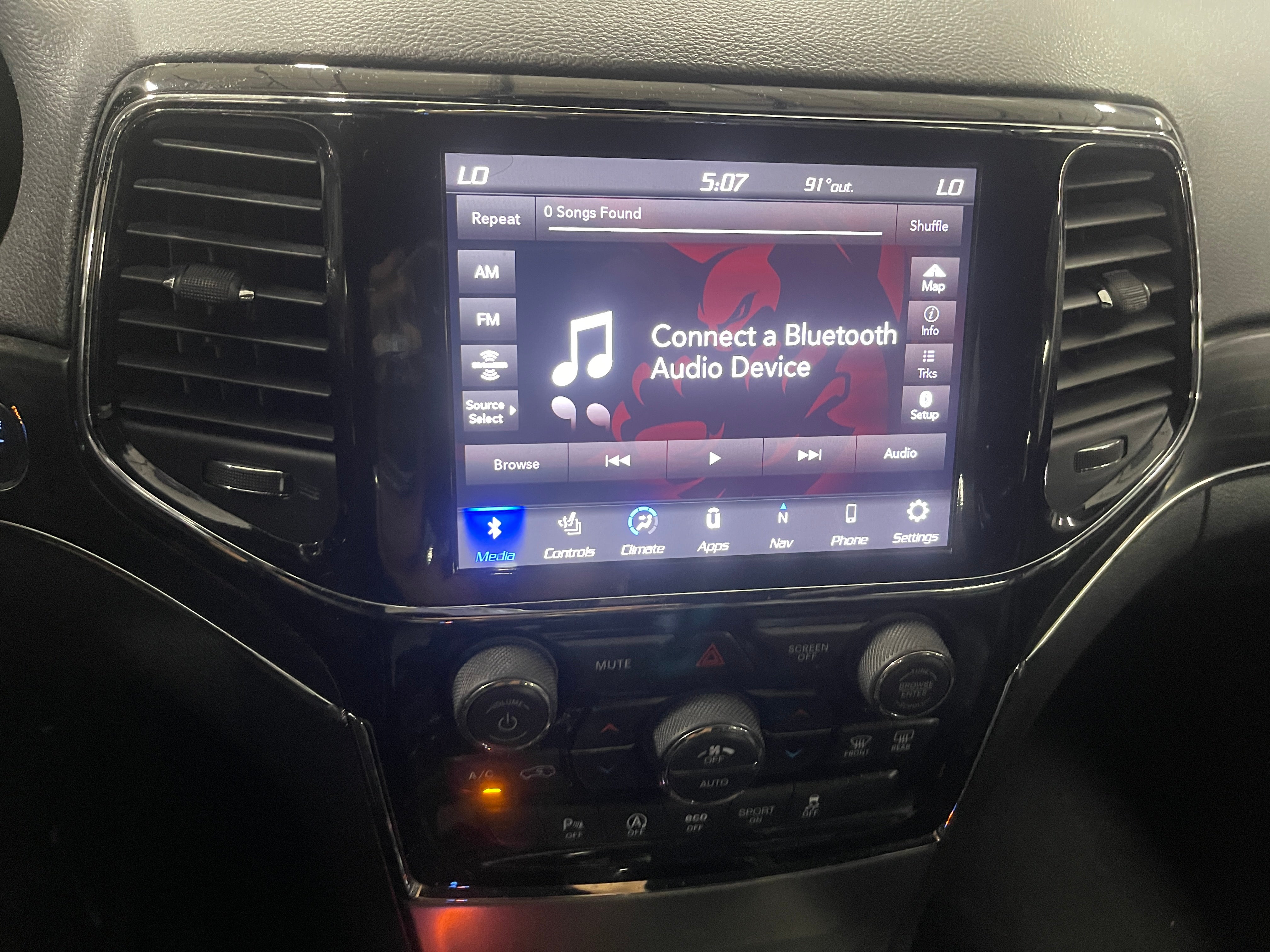 2020 Jeep Grand Cherokee Limited Edition 3