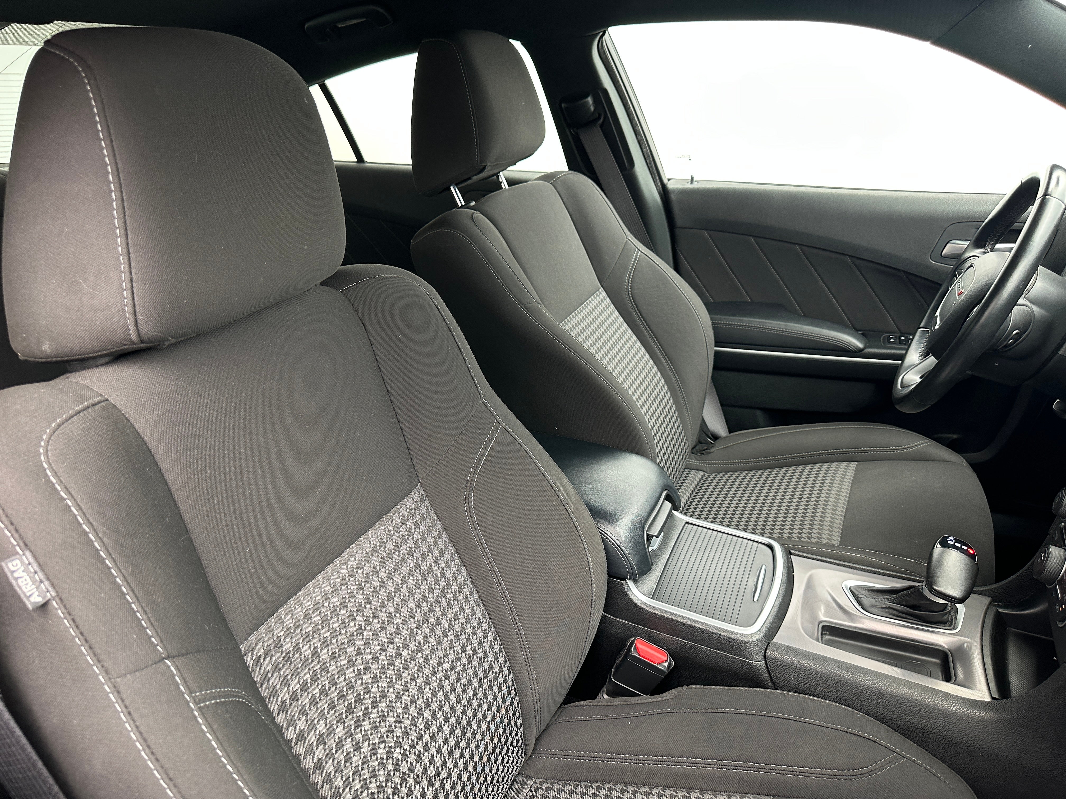 2023 Dodge Charger SXT 2