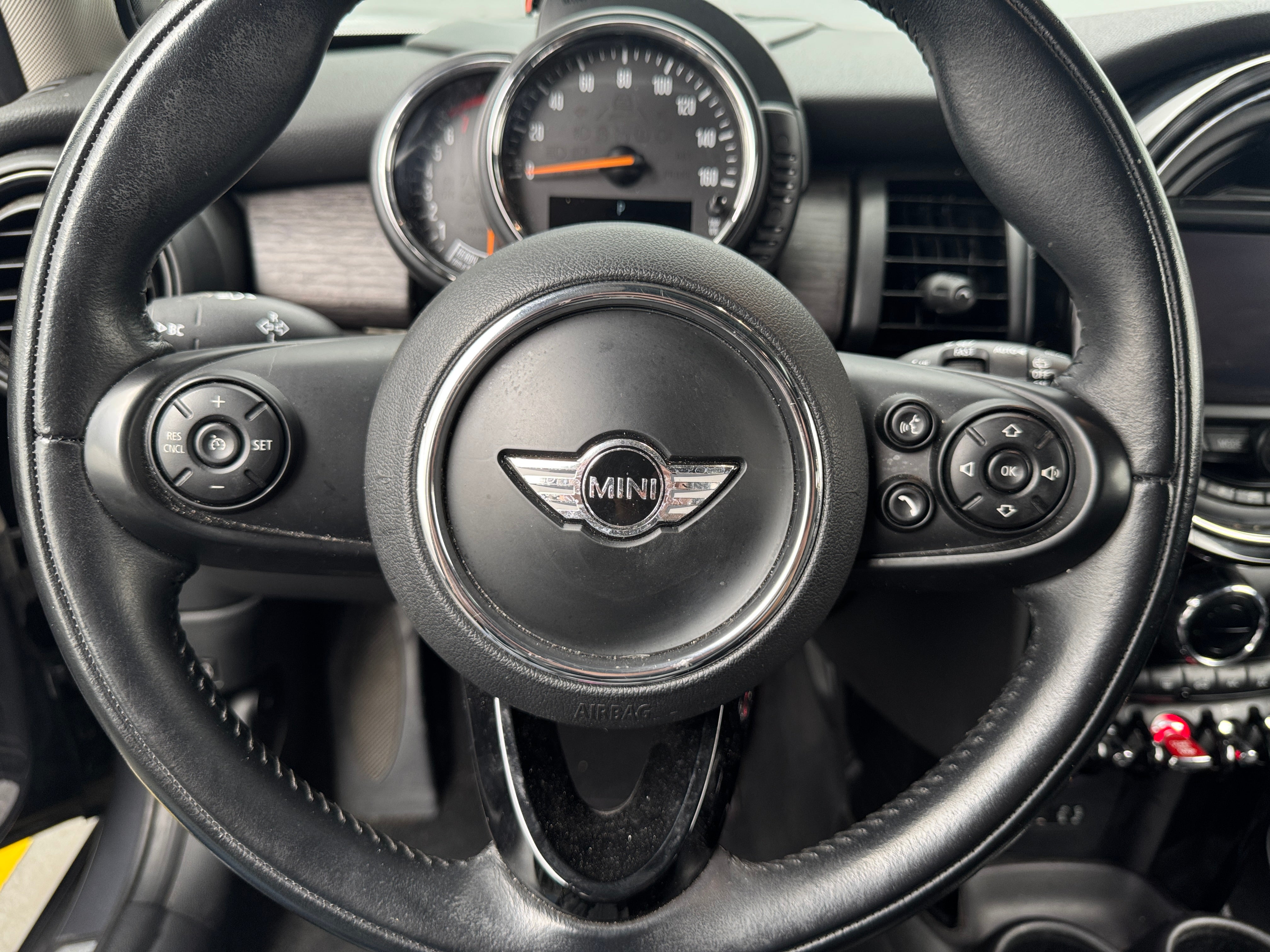 2016 MINI Cooper Hardtop S 4