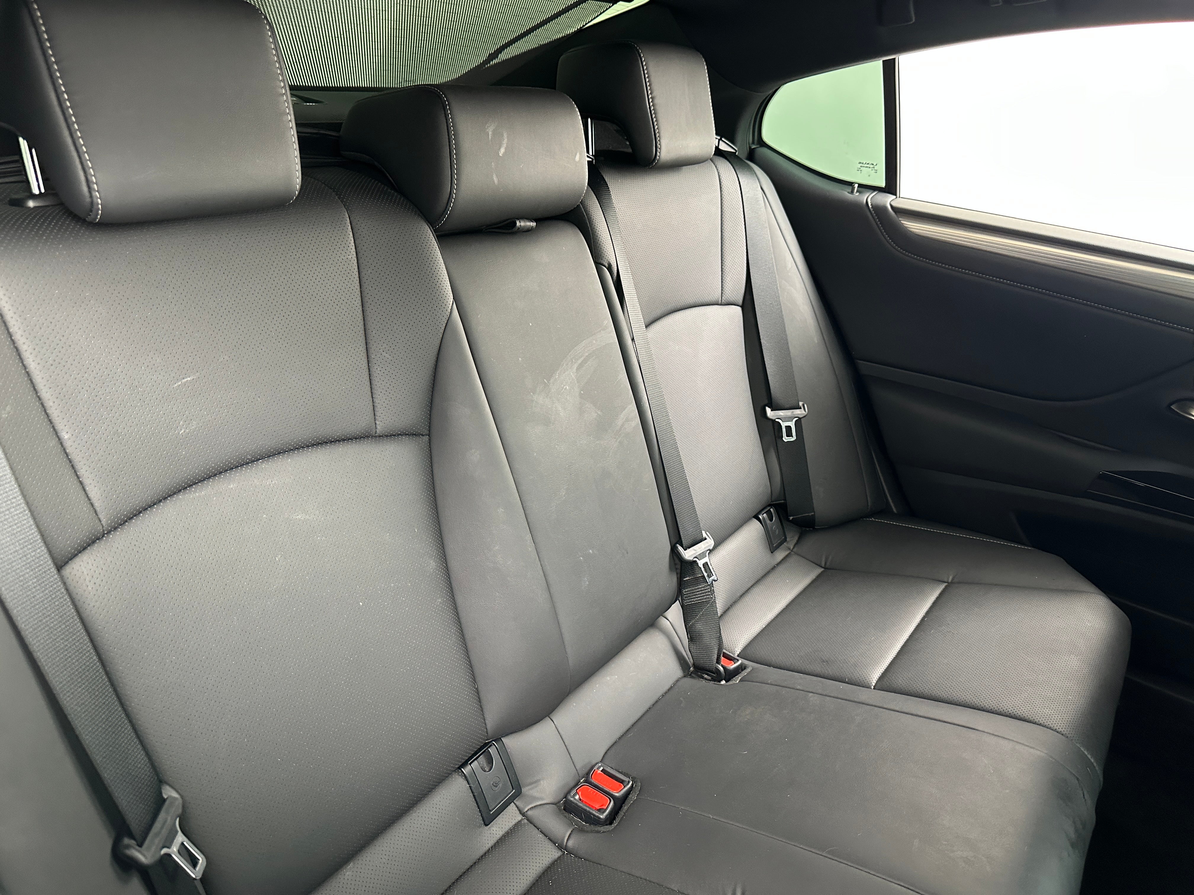 2024 Lexus ES Hybrid 300h F Sport 5