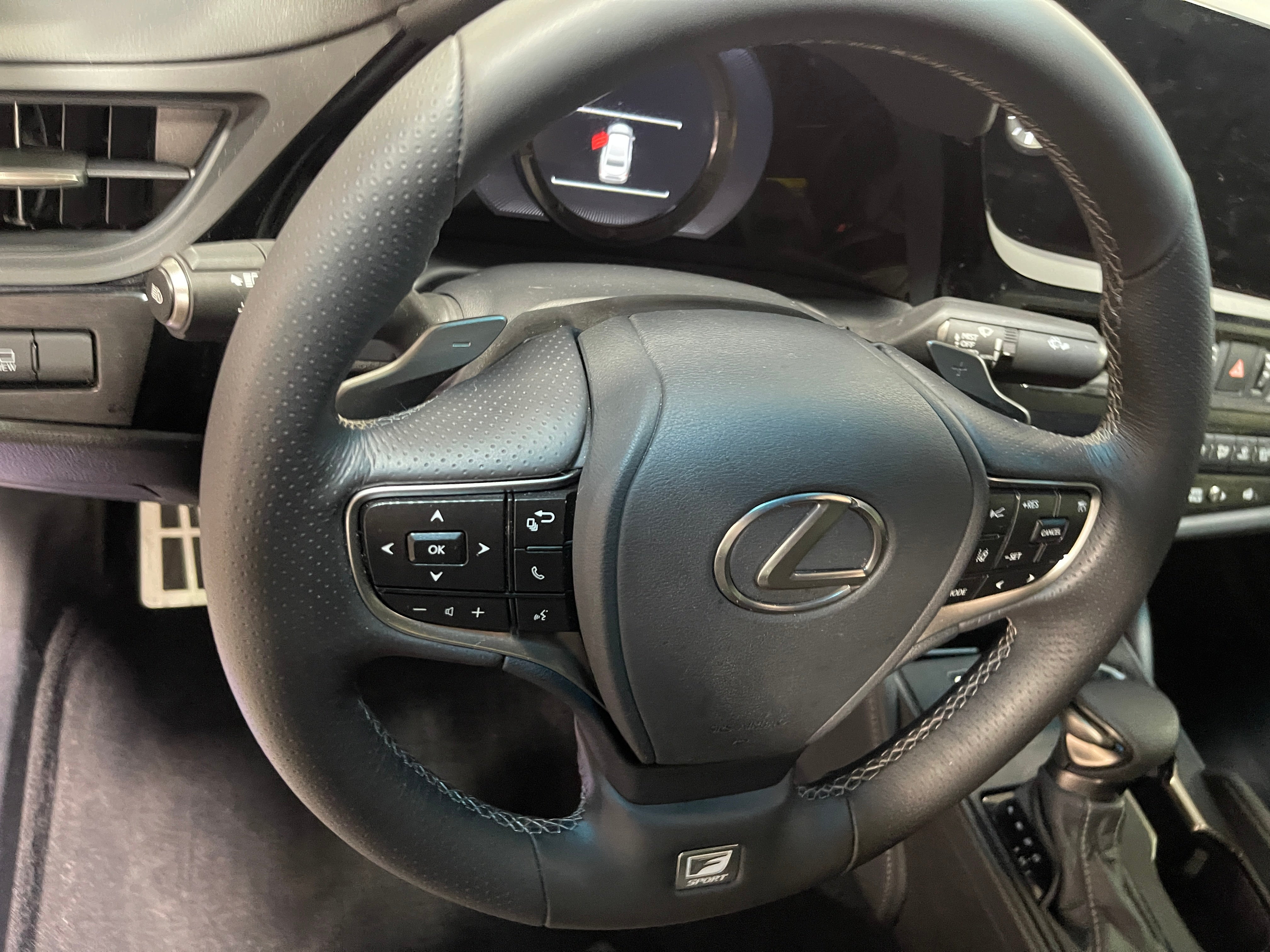 2024 Lexus ES Hybrid 300h F Sport 4