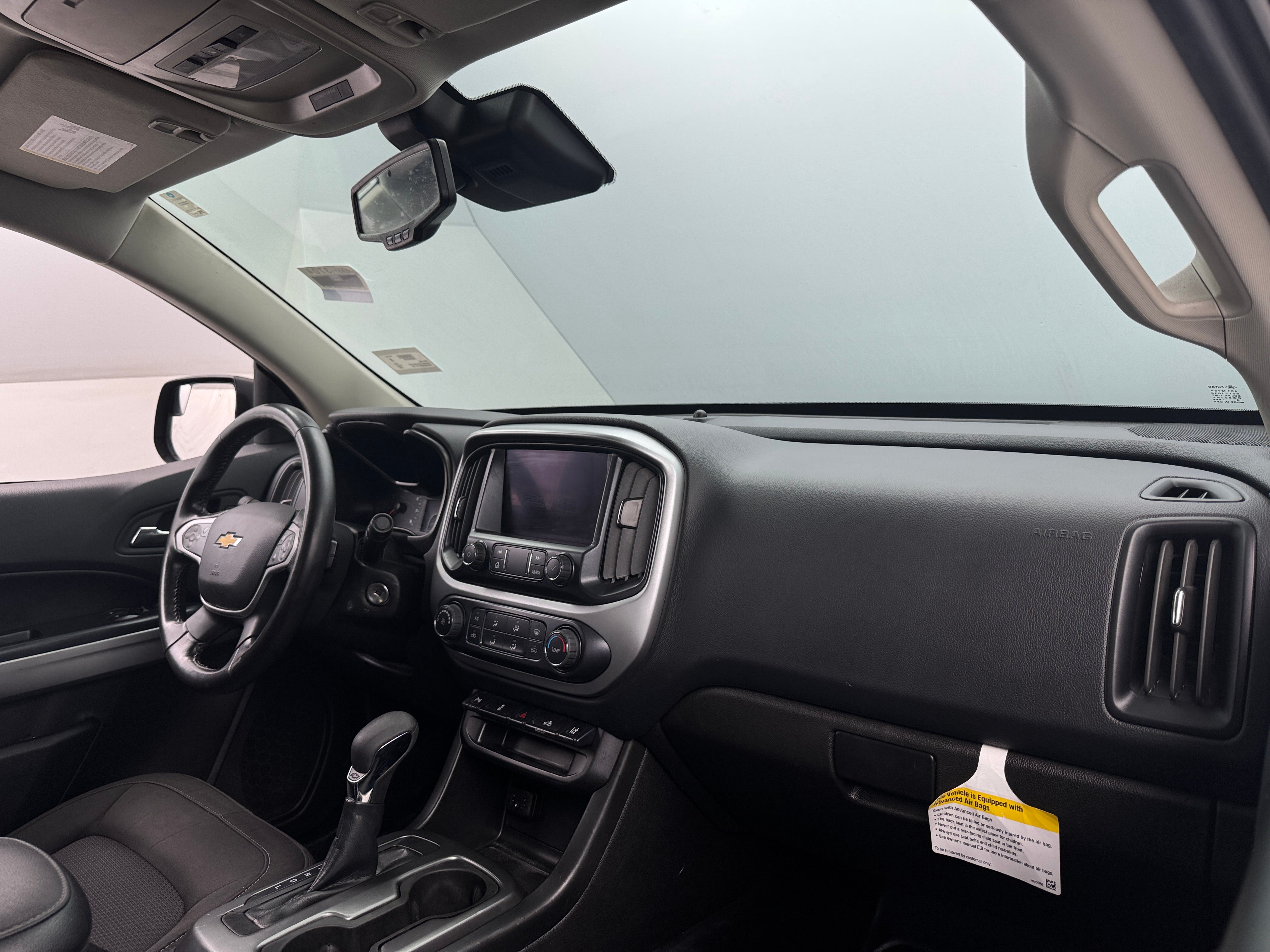 2022 Chevrolet Colorado LT 3