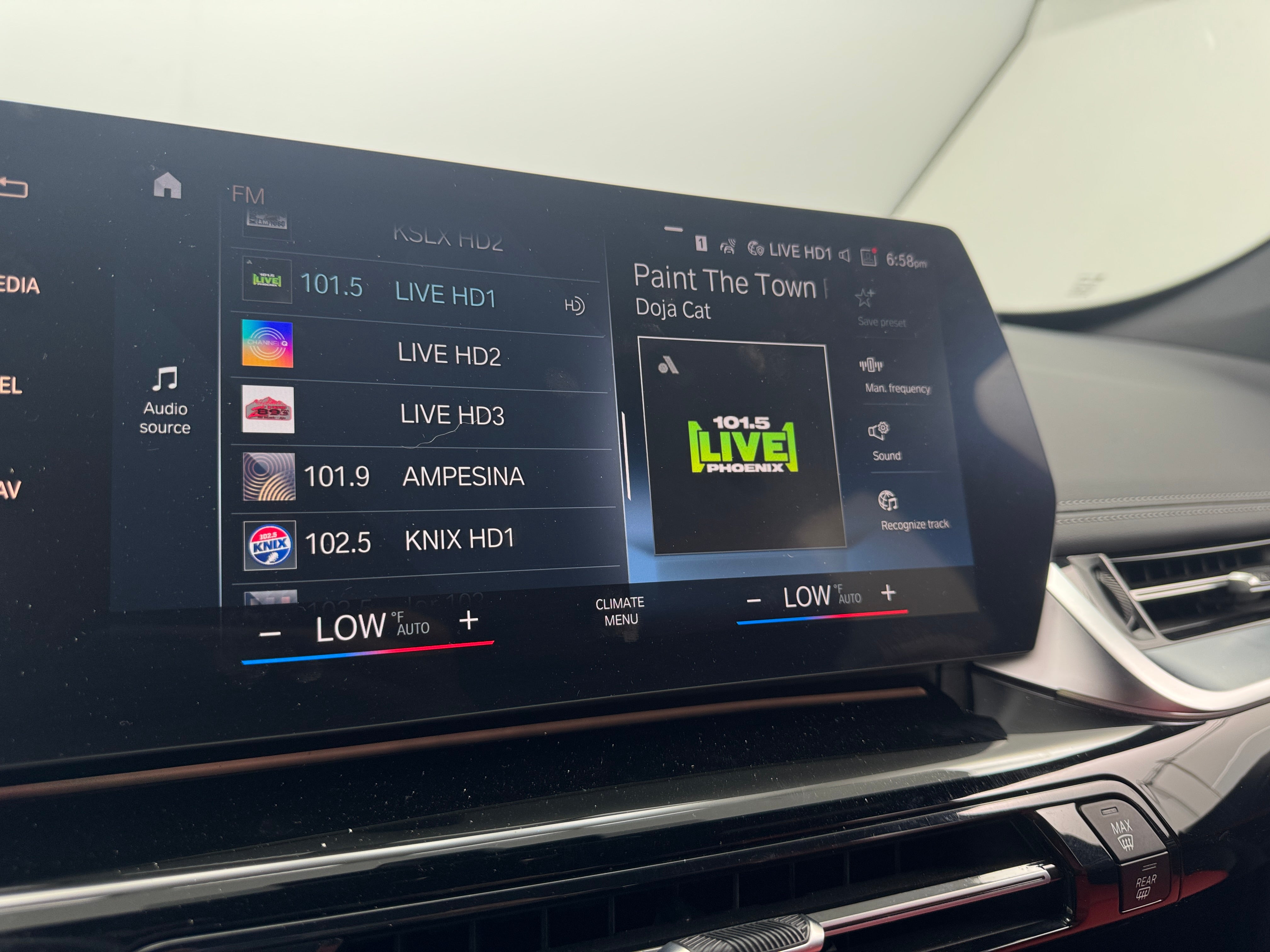2023 BMW X1 xDrive28i 3