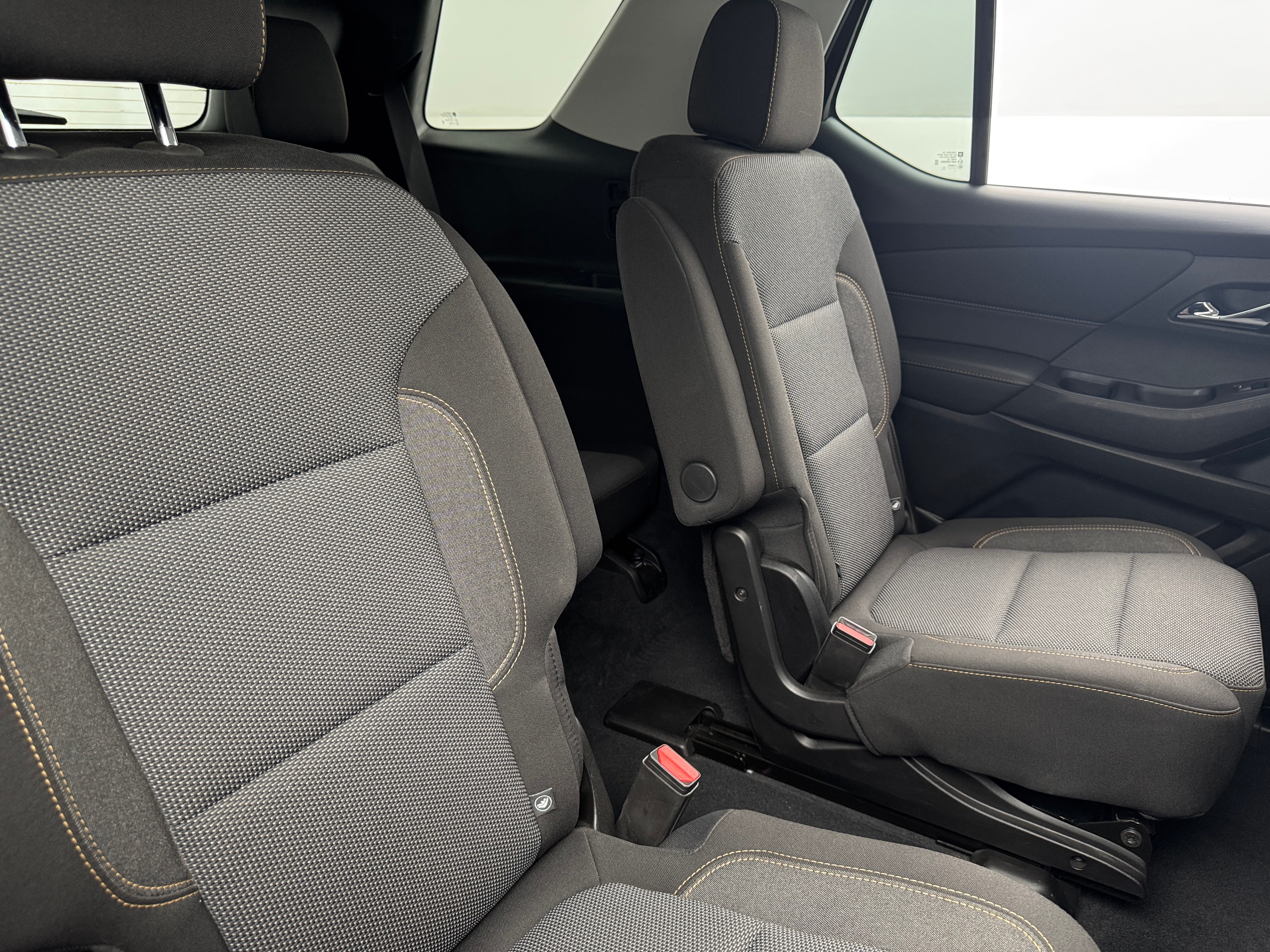 Thumbnail: 2021 Chevrolet Traverse - 6