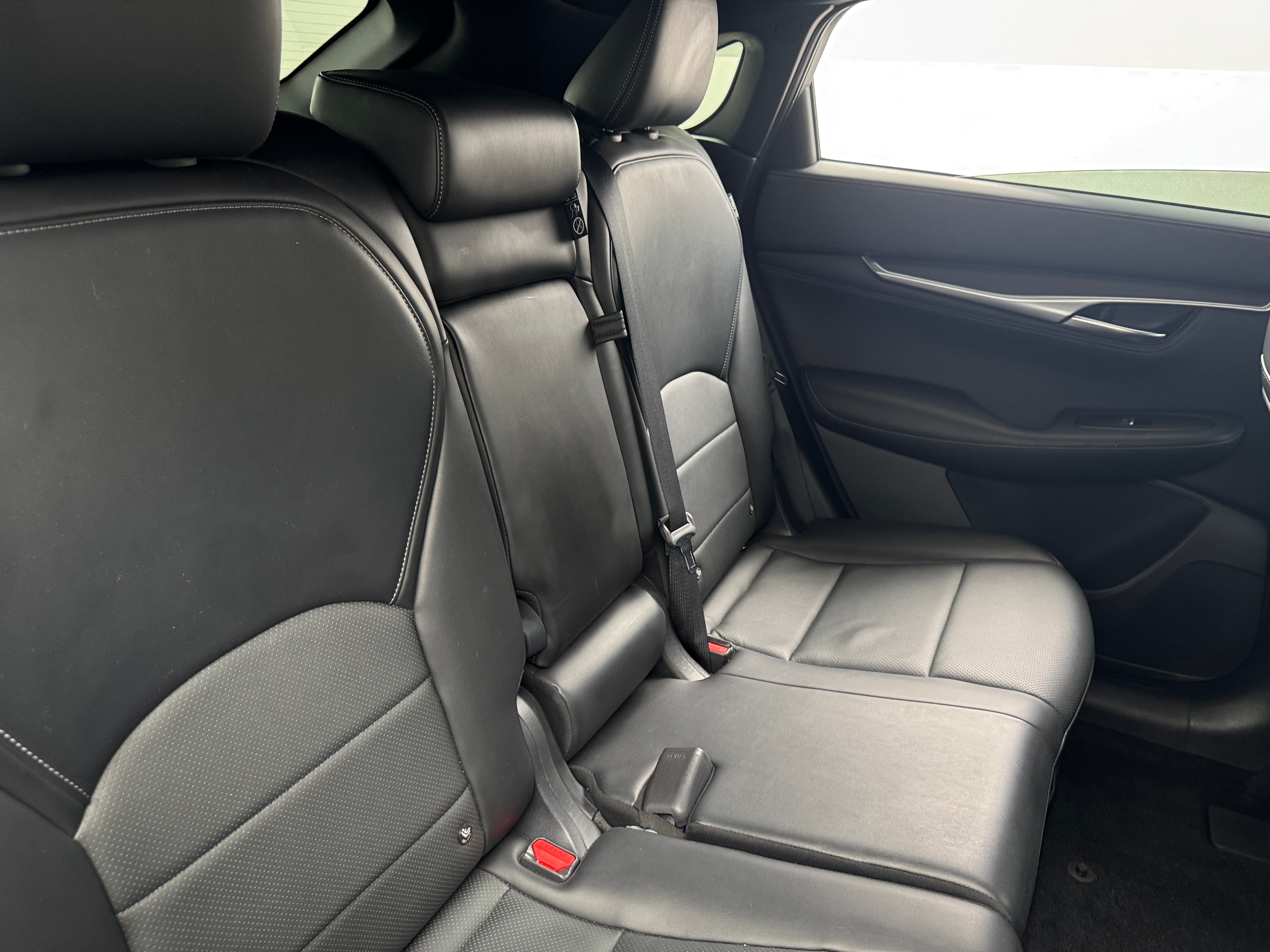 2023 INFINITI QX55 Luxe 5