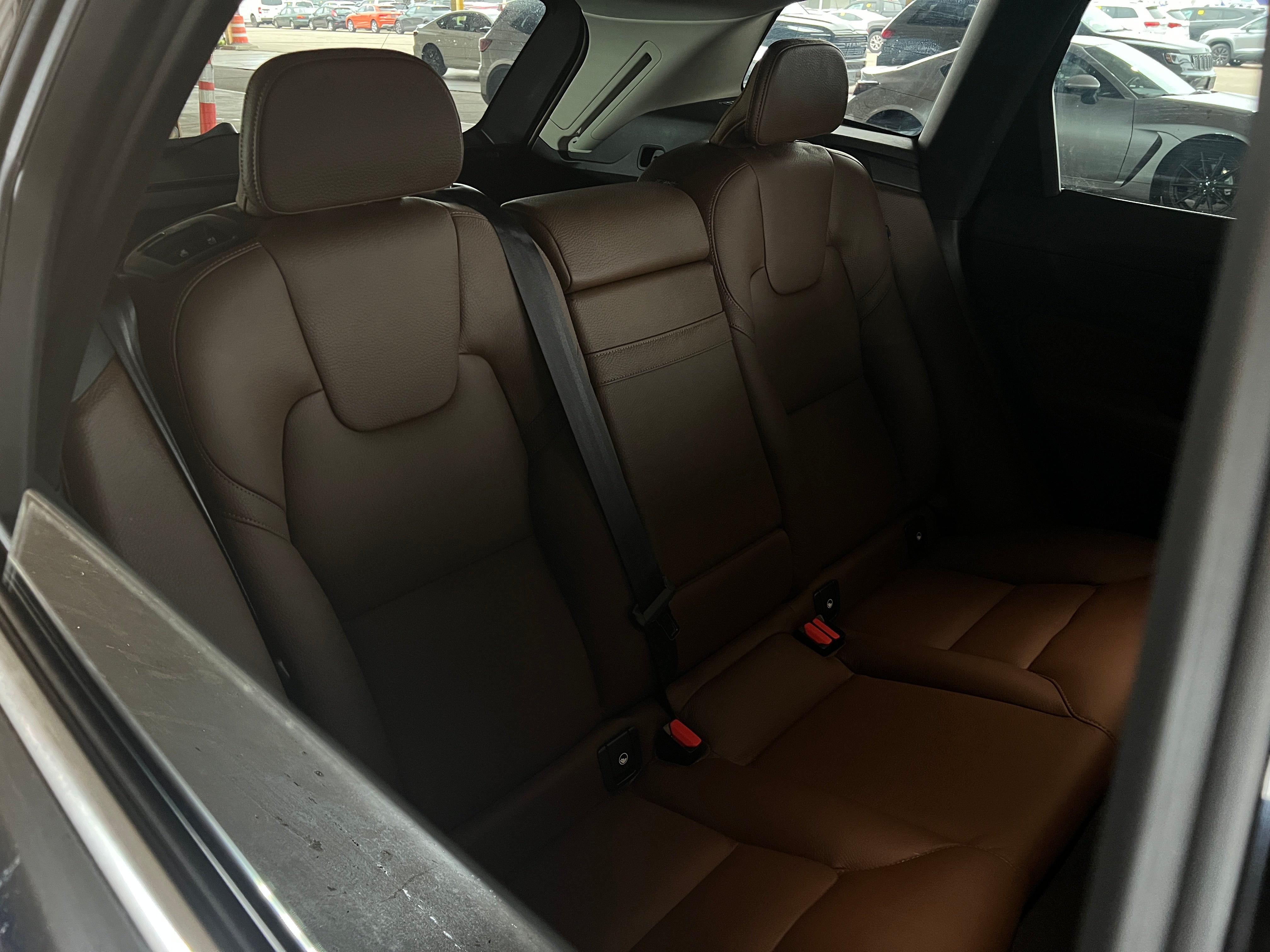 2019 Volvo XC60 T6 Momentum 5