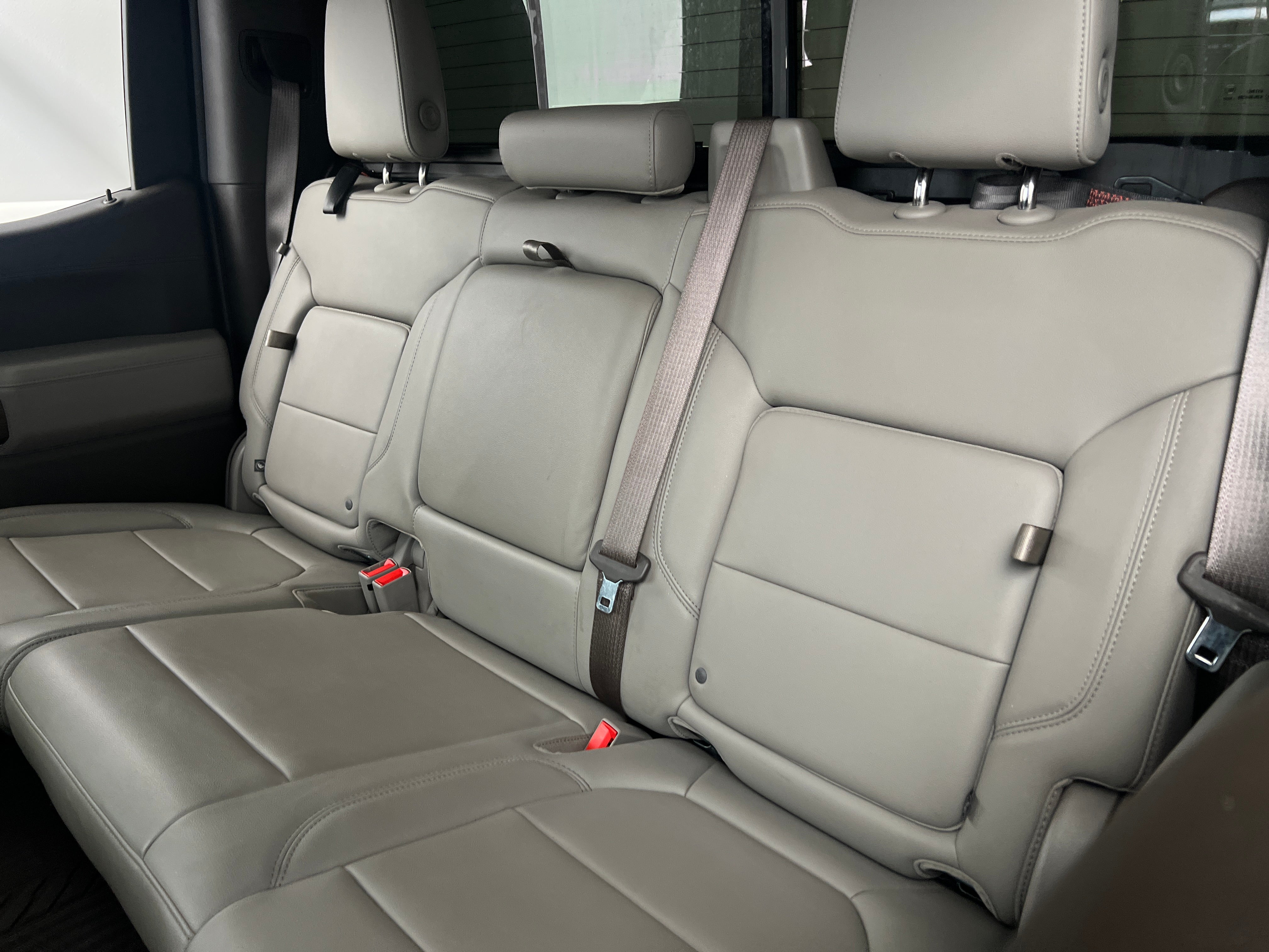 Thumbnail: 2020 Chevrolet Silverado 1500 - 6