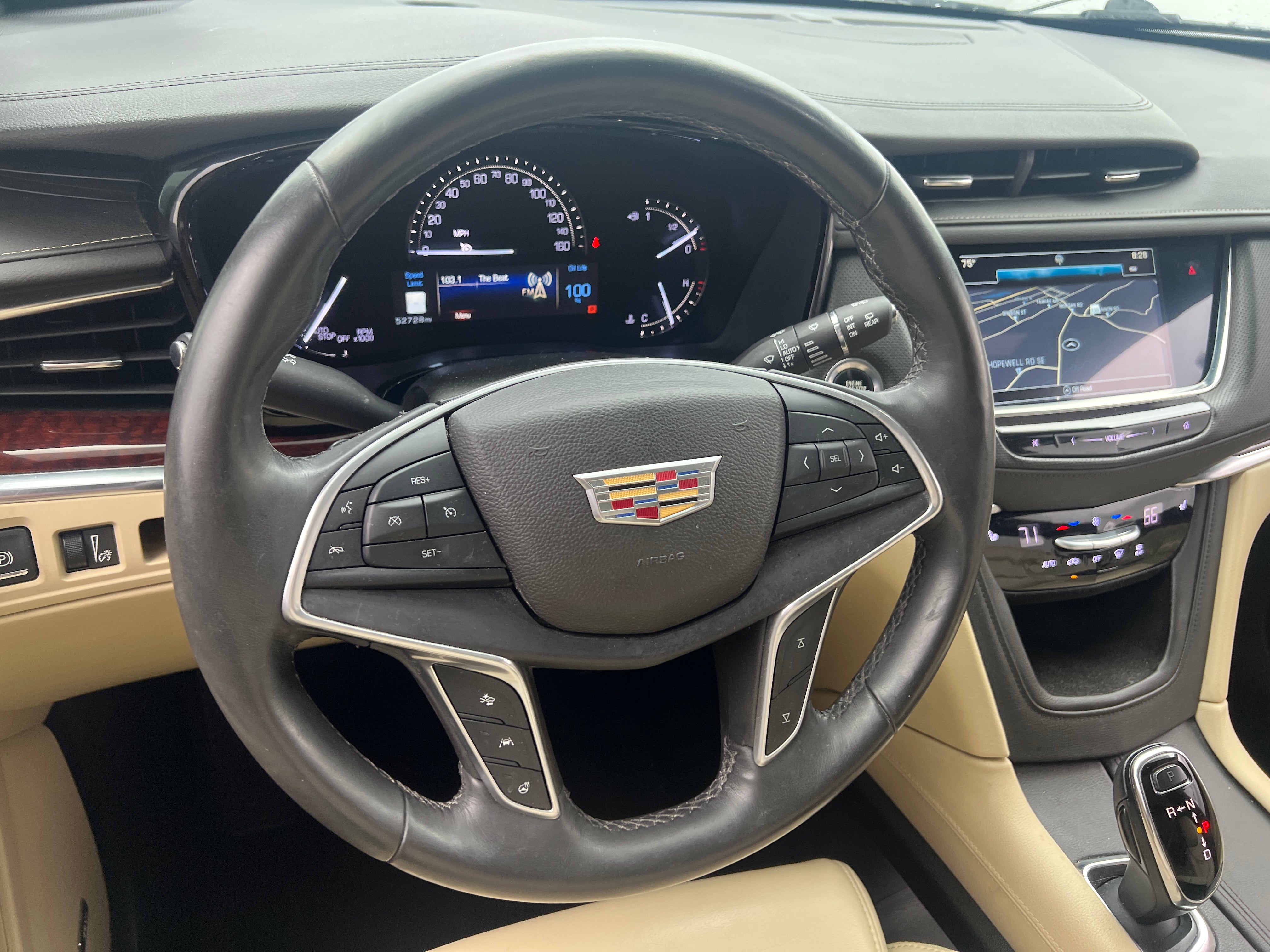 2017 Cadillac XT5 Luxury 4