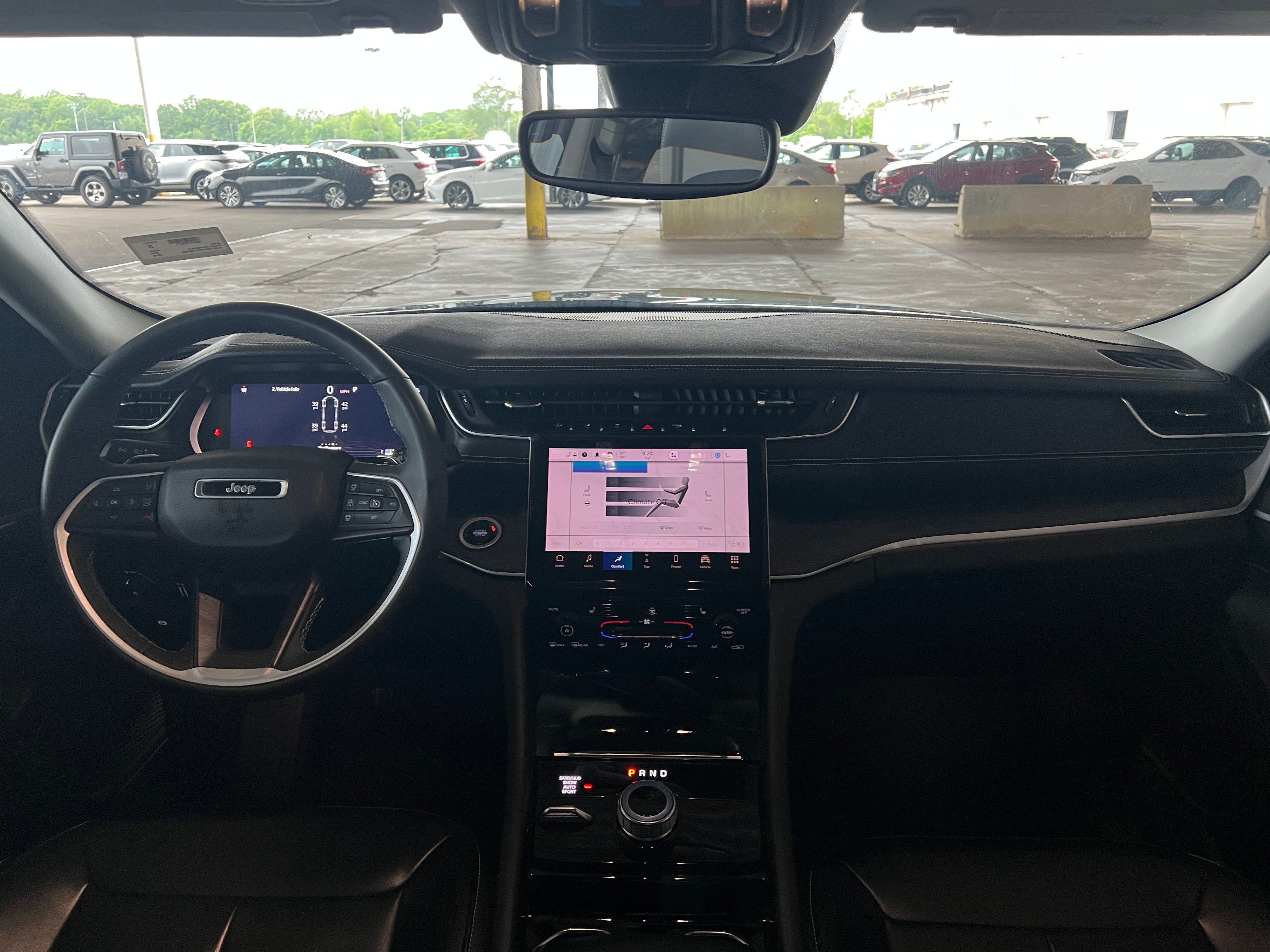 2023 Jeep Grand Cherokee L Limited Edition 2