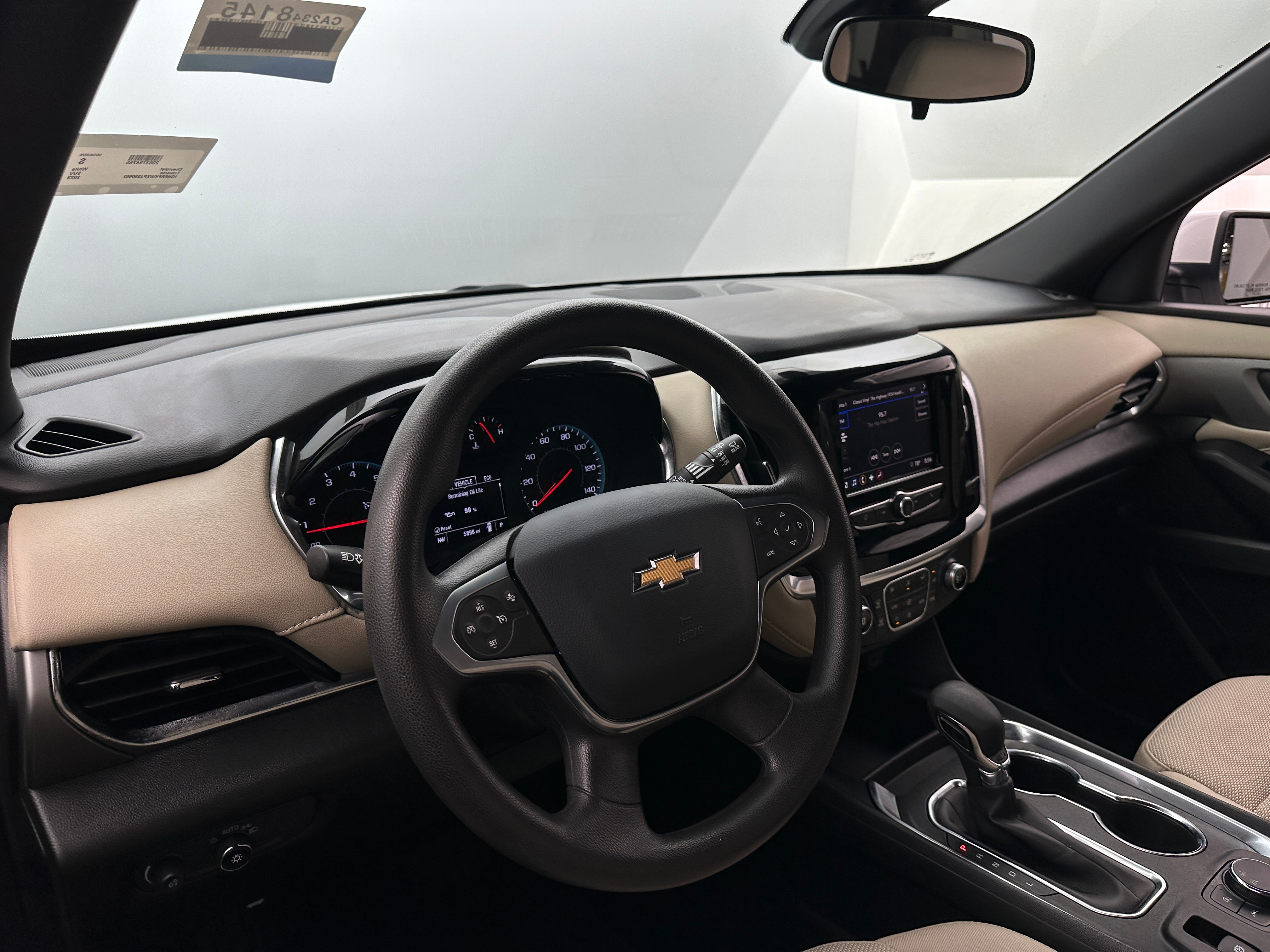 2023 Chevrolet Traverse LS 3
