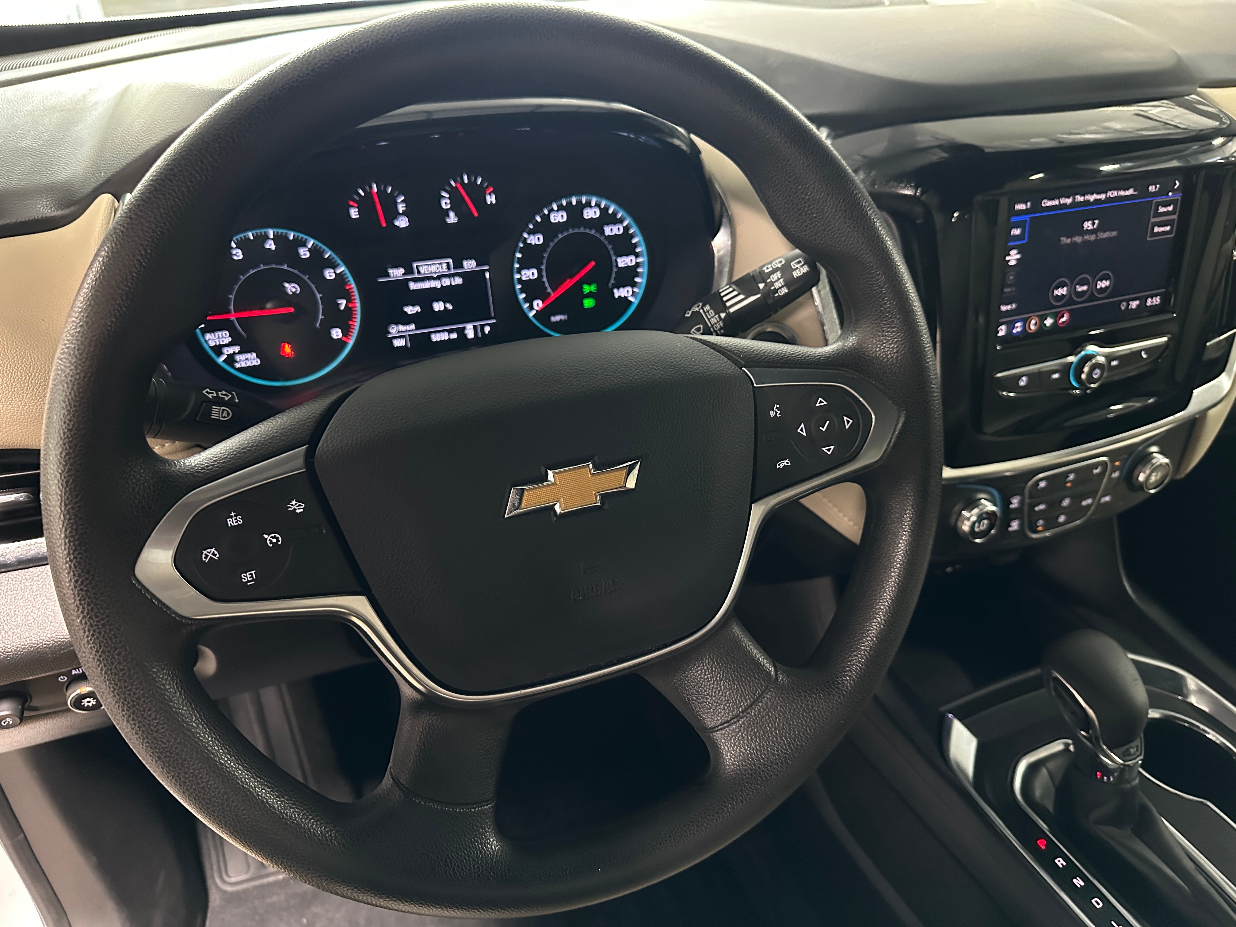 2023 Chevrolet Traverse LS 5