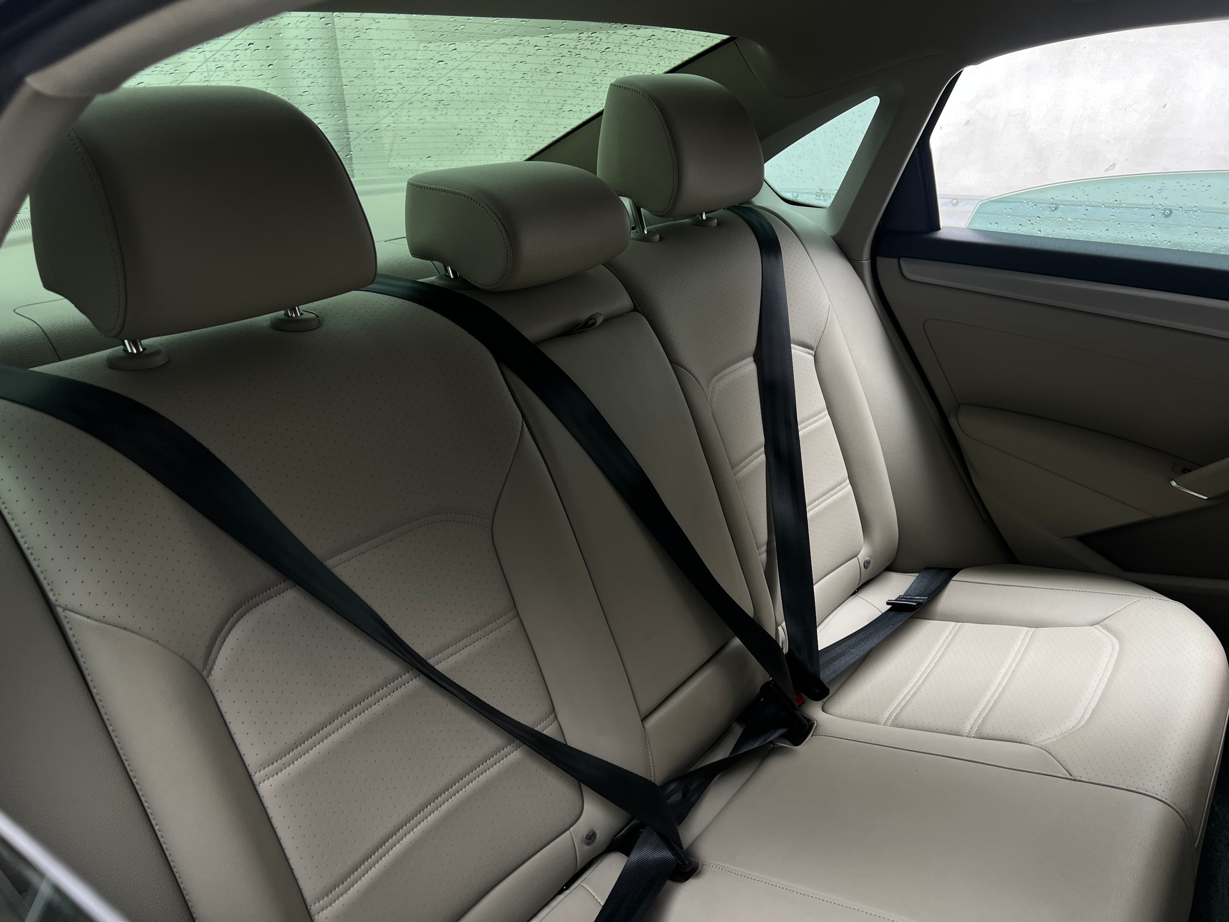 2020 Volkswagen Passat SE 5