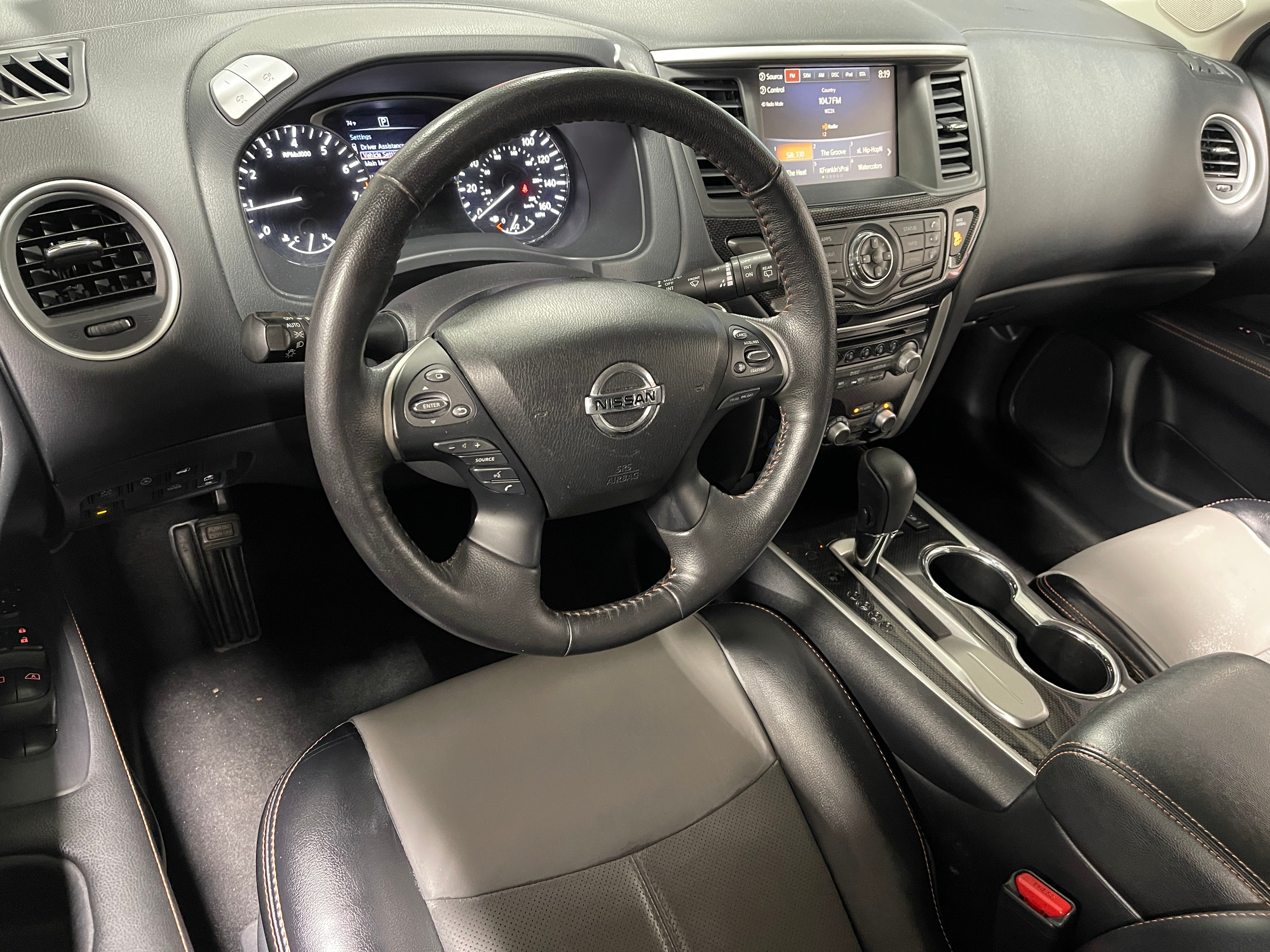 2020 Nissan Pathfinder SL 2