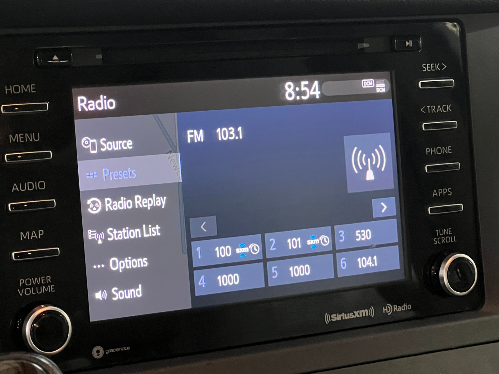 Thumbnail: 2020 Toyota Sienna - 3