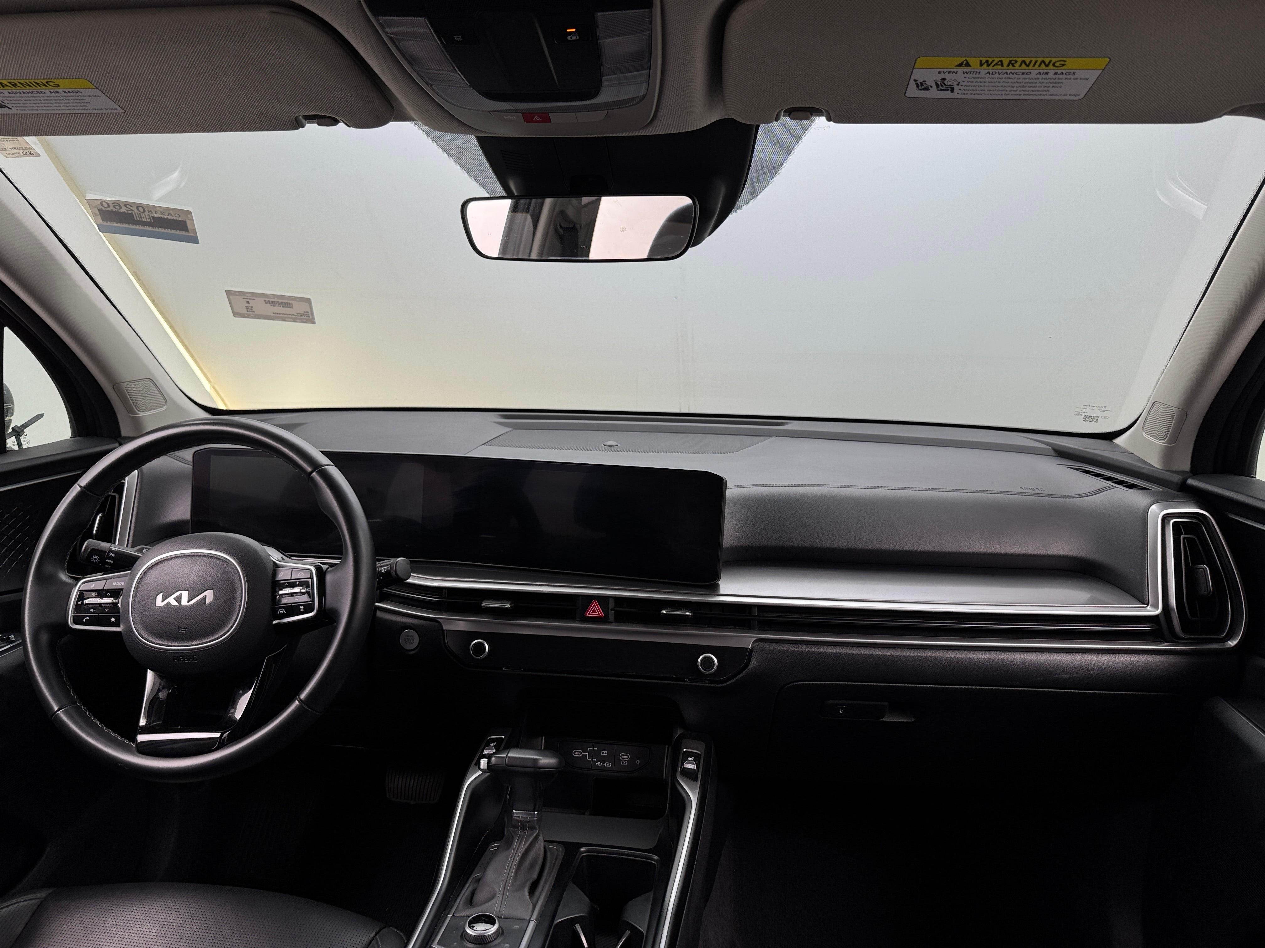 2024 Kia Sorento S 2